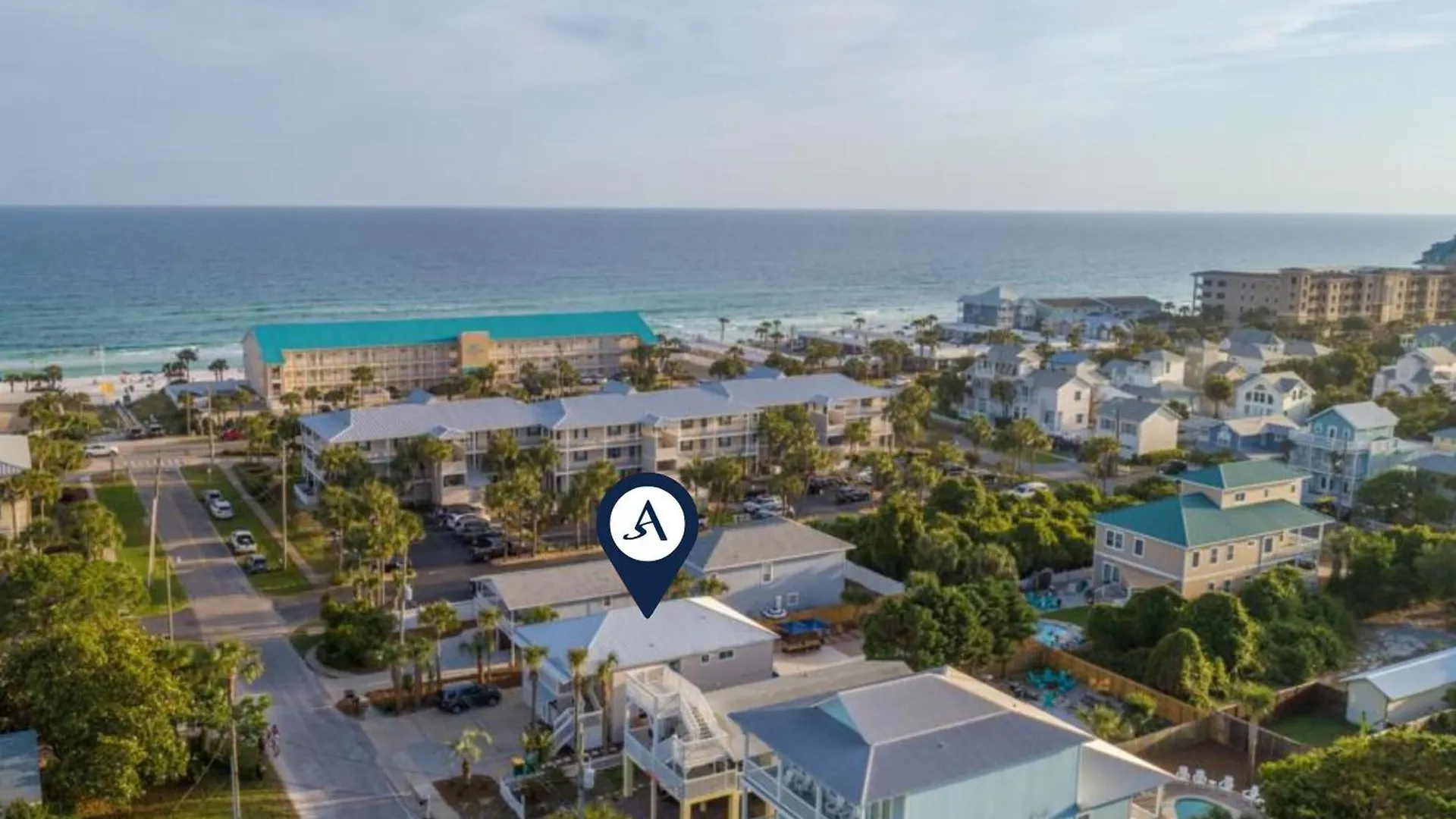 Holiday home Dolphin By Avantstay 2 Mins Walk To W Pool Large Outdoor Entertaining Area Destin