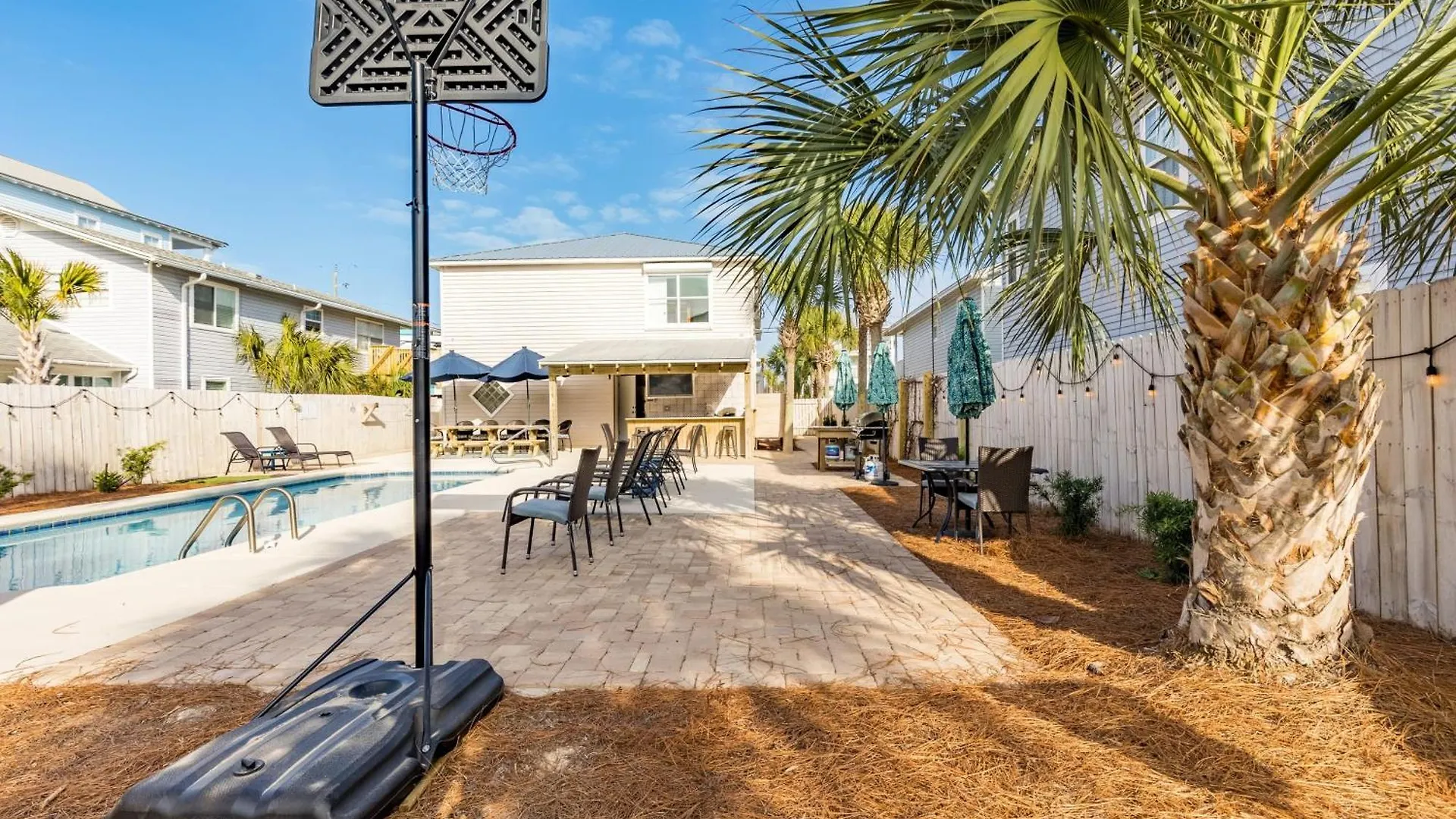 Dolphin By Avantstay 2 Mins Walk To W Pool Large Outdoor Entertaining Area