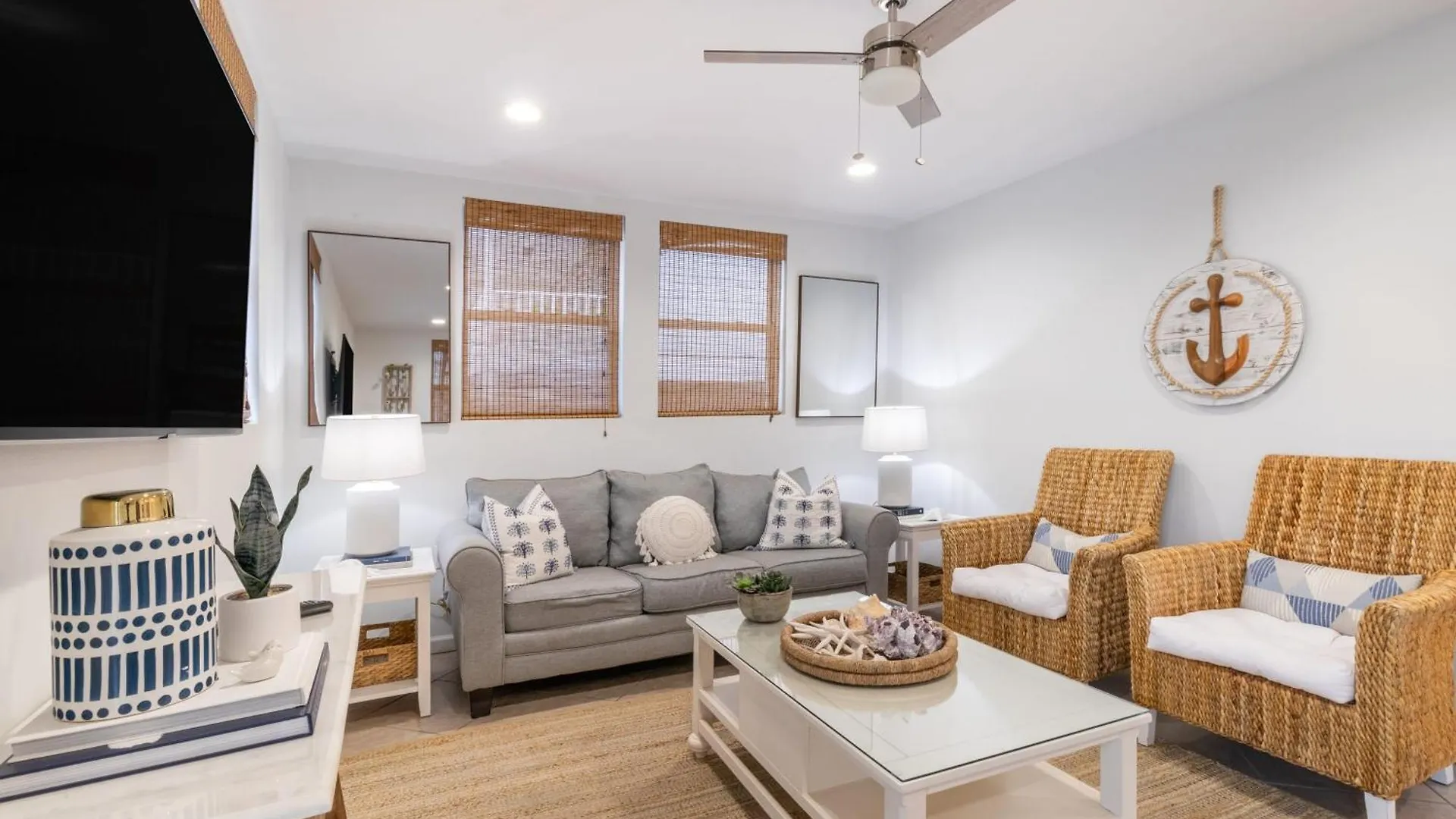 Dolphin By Avantstay 2 Mins Walk To W Pool Large Outdoor Entertaining Area