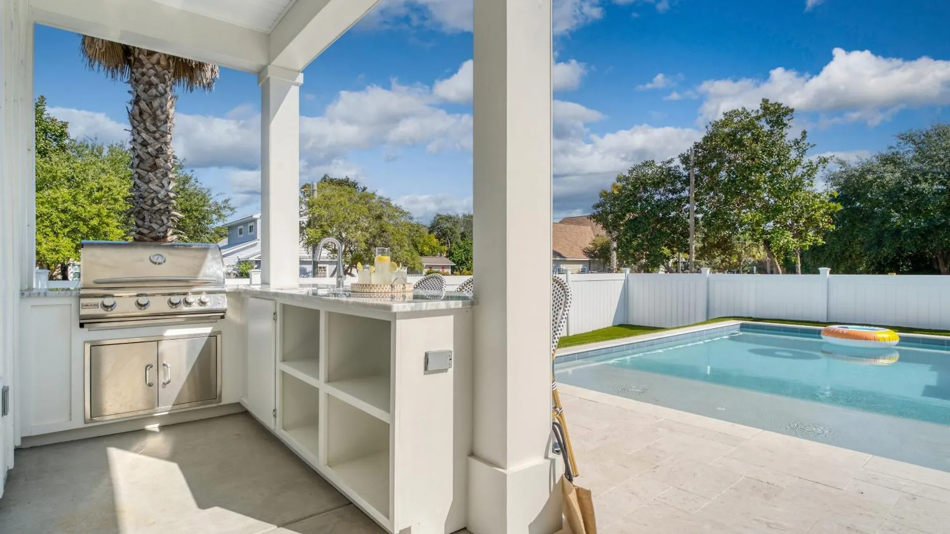Holiday home Crystal Sands By Avantstay Walk To The *