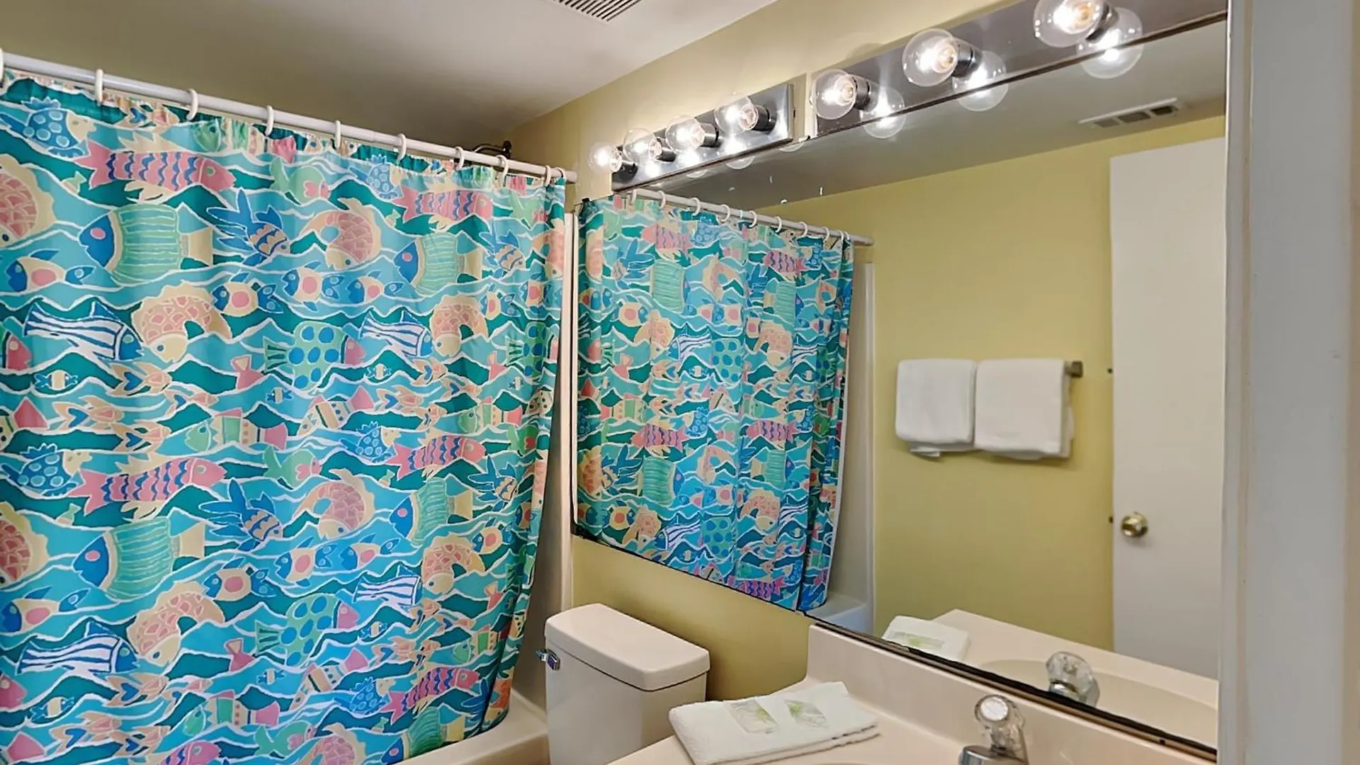 Apartment Sandpiper Cove #1121 *