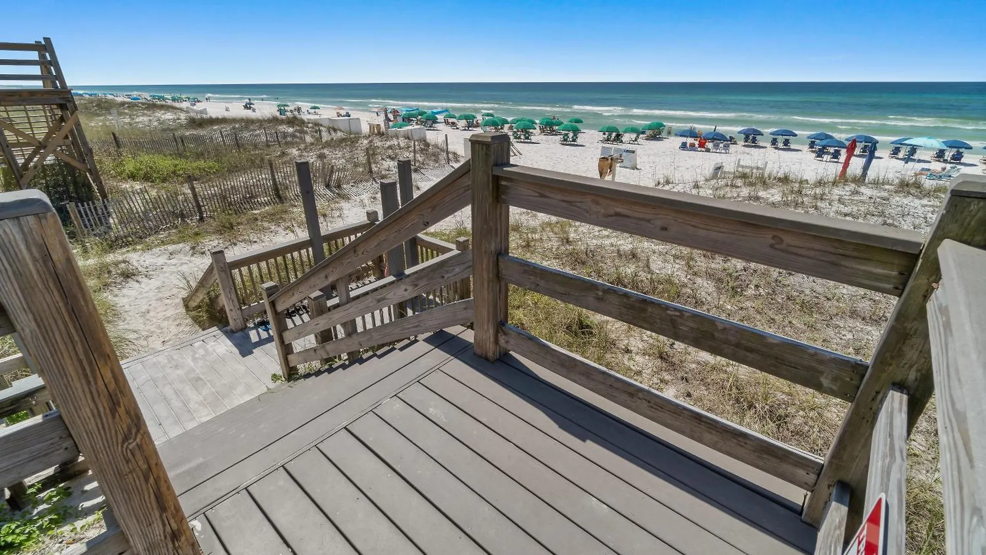 Luxury House Steps From Pool And Short Walk To Private Pavilion Holiday home Destin