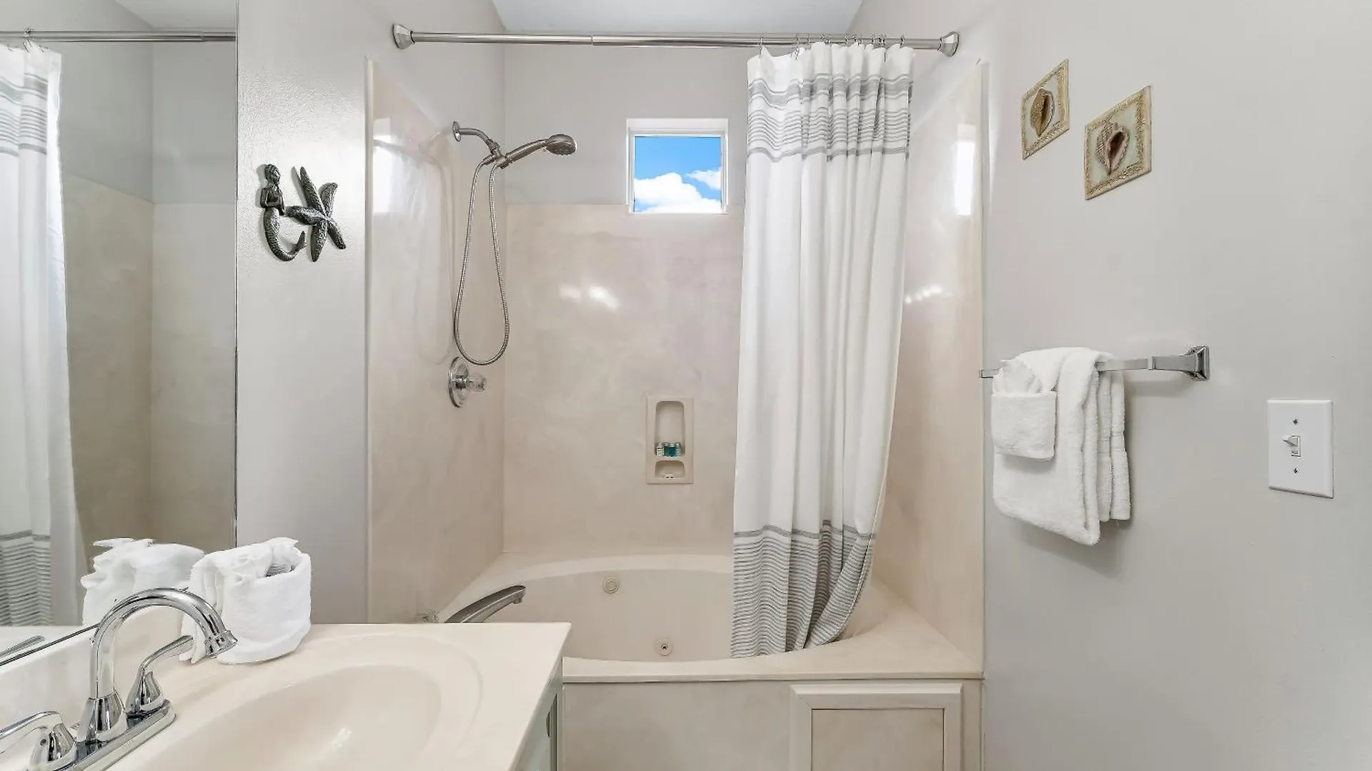 Luxury House Steps From Pool And Short Walk To Private Pavilion * Destin