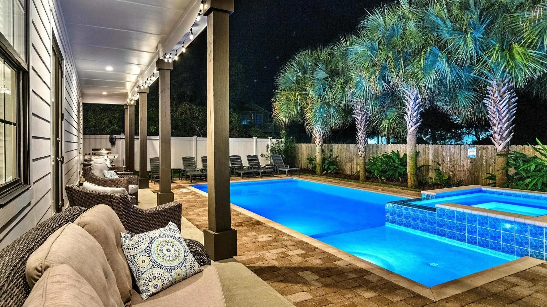 Commander's Retreat Destin