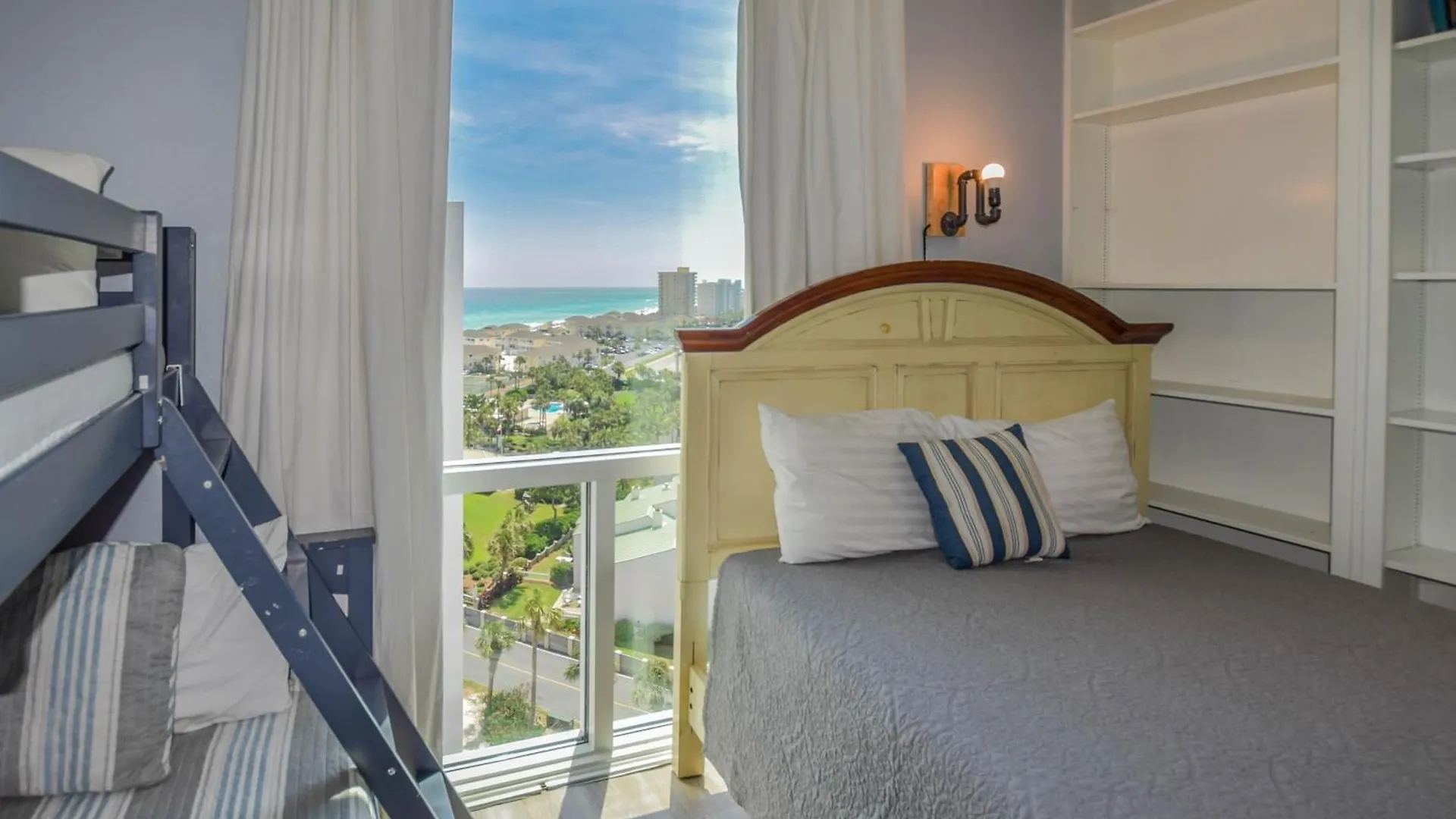 Shoreline Towers #3121 Apartment Destin