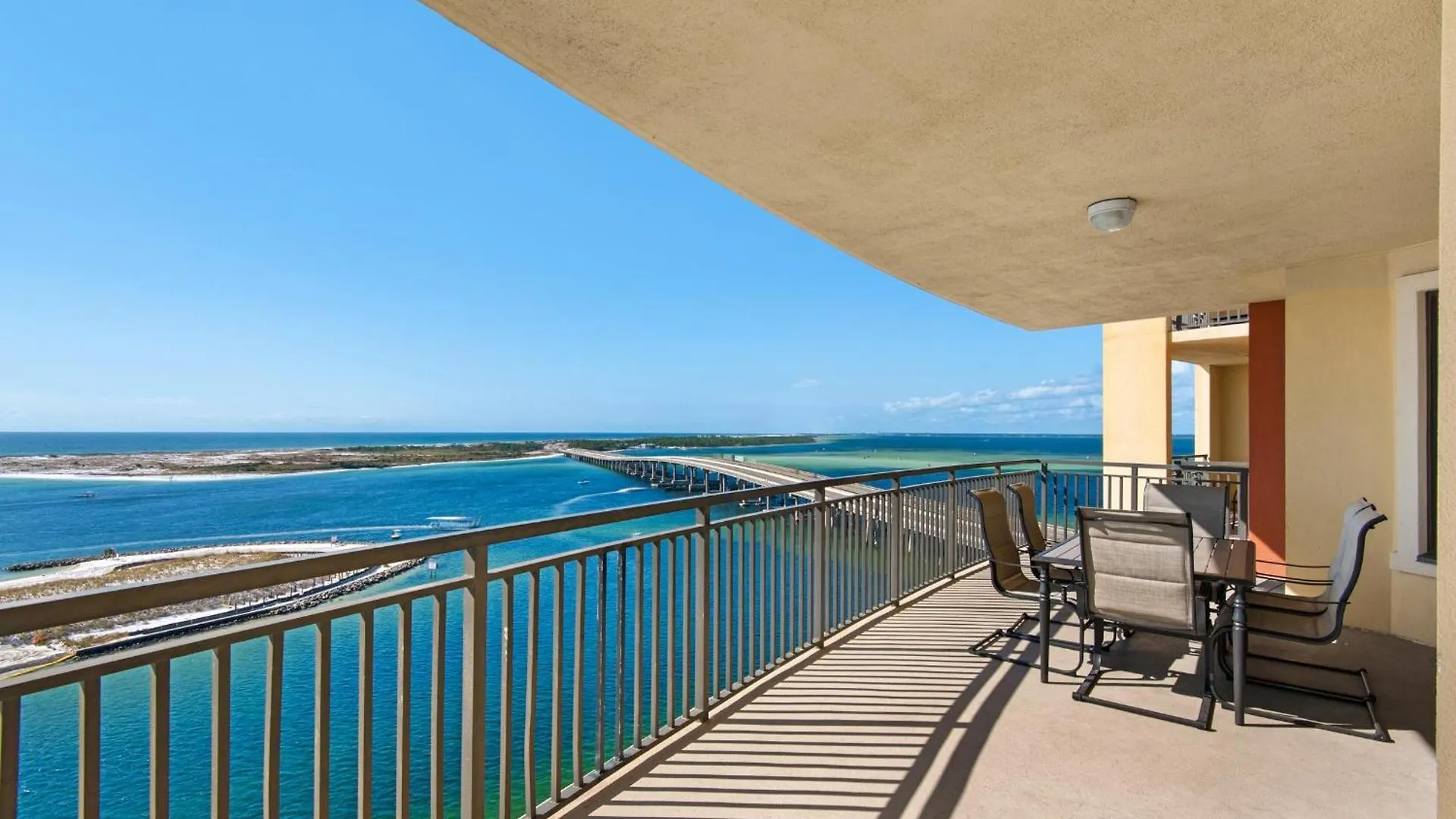 Holiday home Emerald Grande W625 *