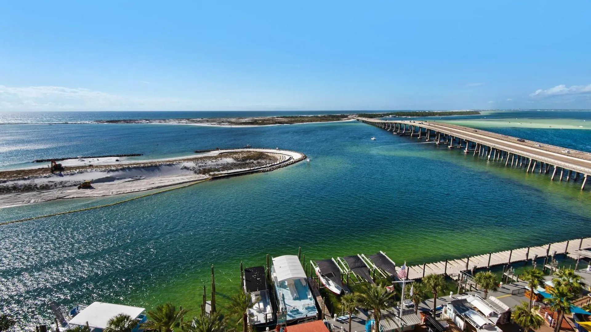 Emerald Grande W625 Holiday home