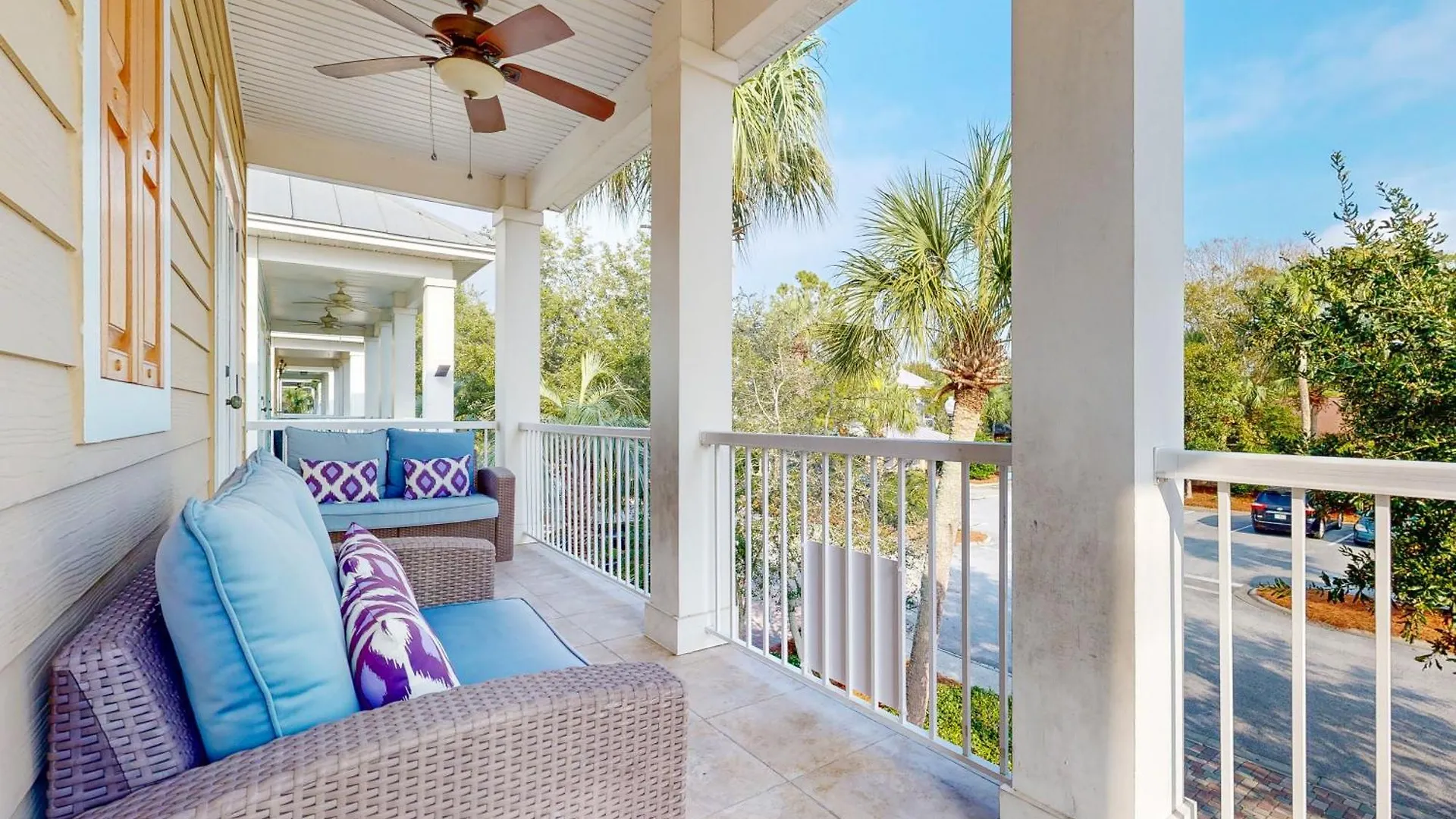 Polka Dot Bikini Holiday home