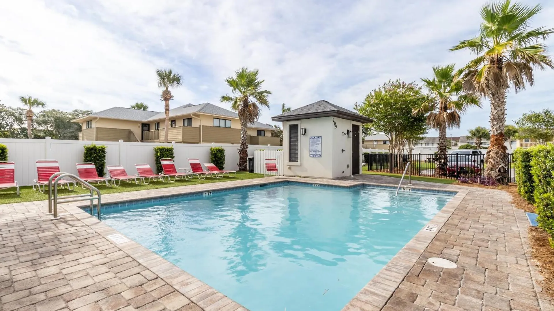 Sungazer Chateau By Avantstay Short Walk To The Pool Access Destin