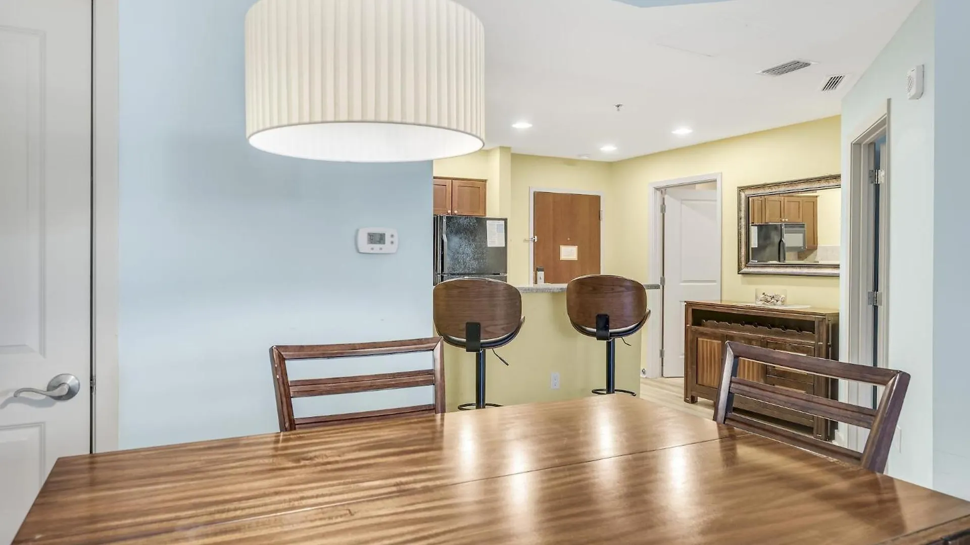 Luau I 6104 Flr1