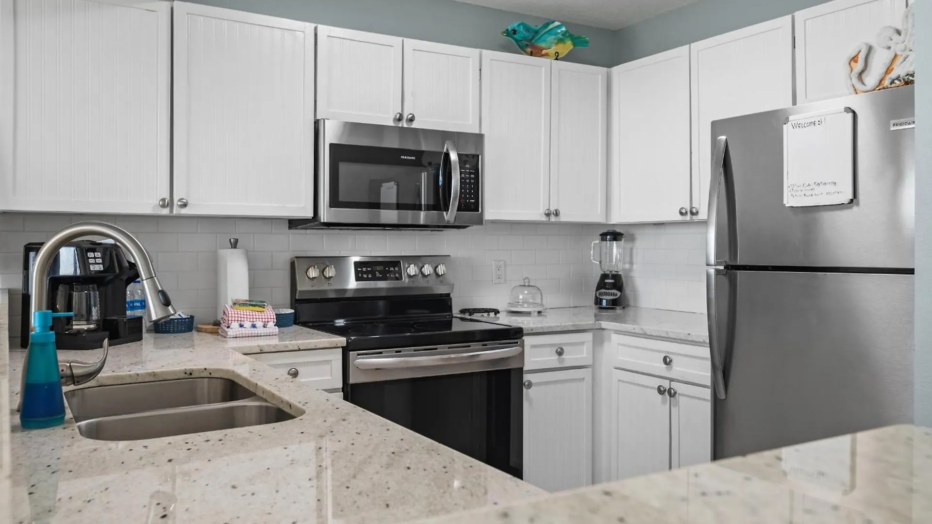 Just Updated - Beachfront Ocean View, 19th Floor Apartment Destin
