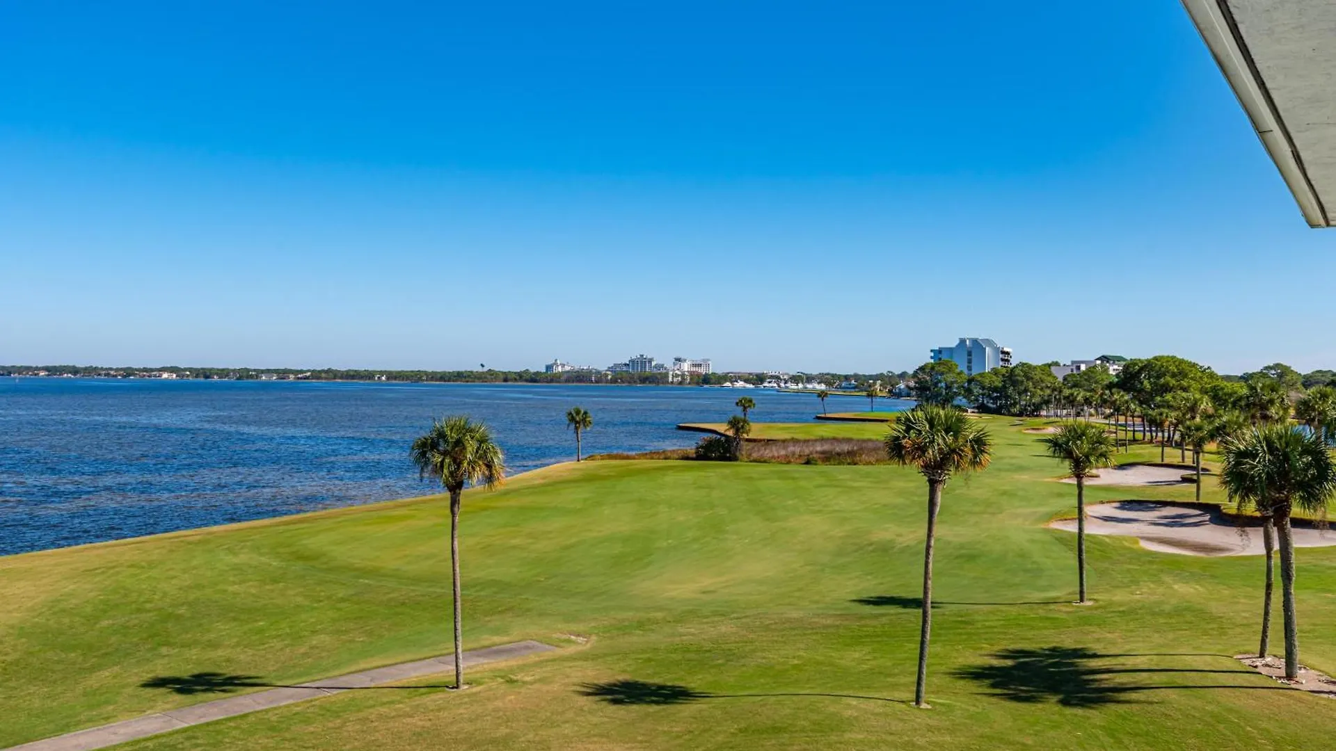 Players Club 18 * Destin