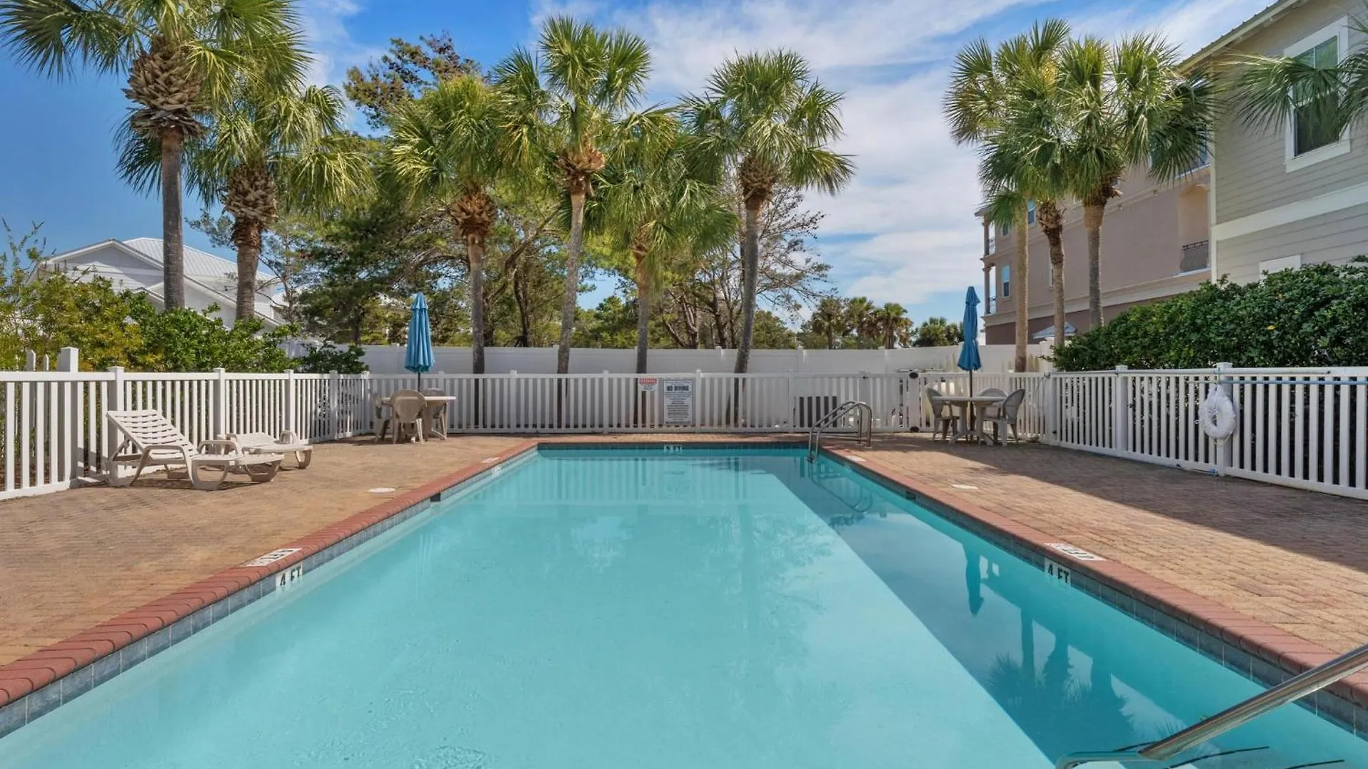 Aquaholic G S 77 Saint Francis Dr N Holiday home