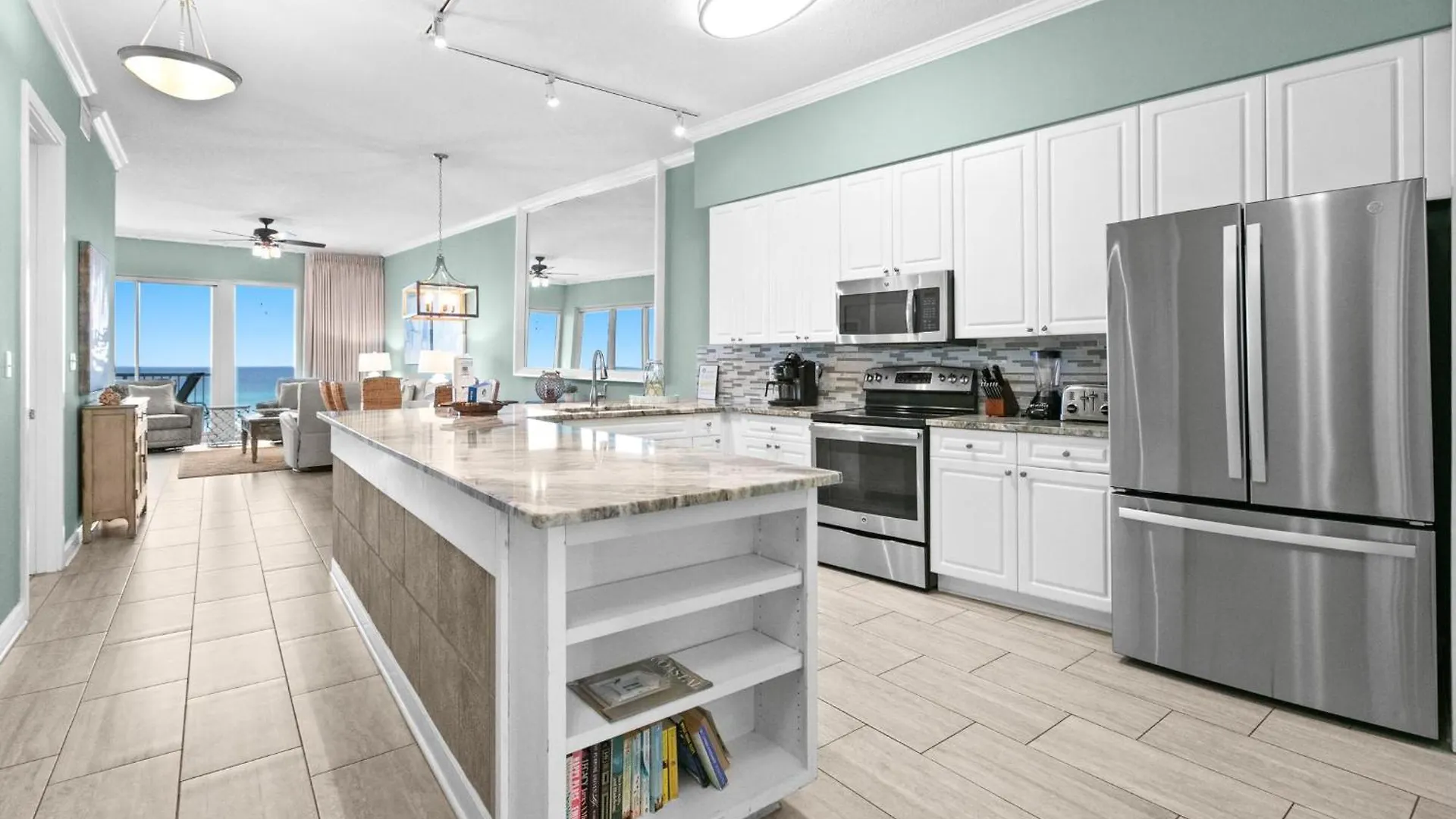 The Crescent 410 Destin