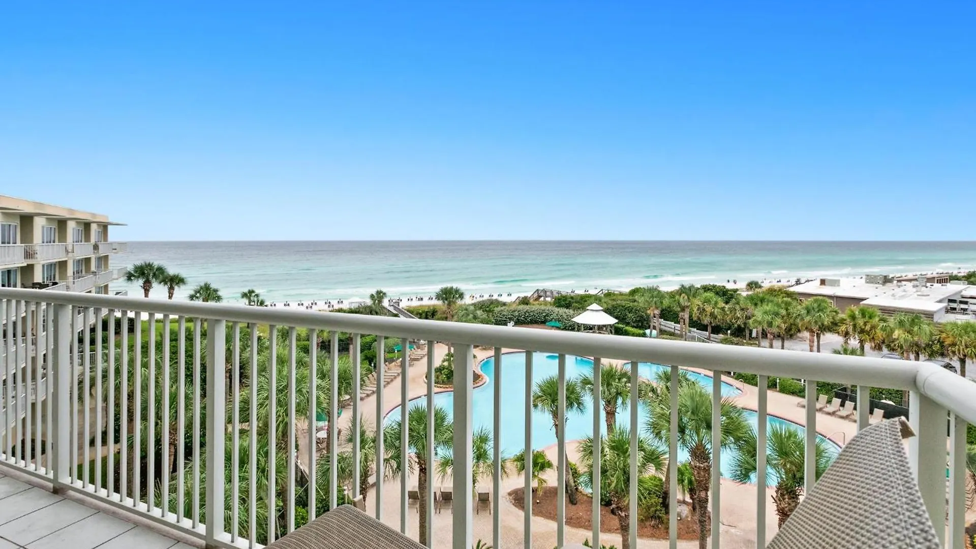 The Crescent 410 Destin