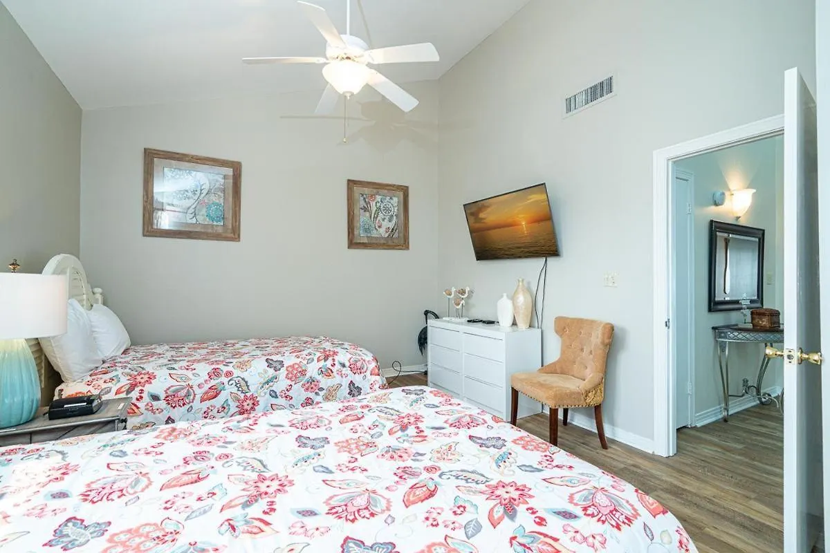 4-8 Shoreline Towers Townhome 8 - Free Setup * Destin
