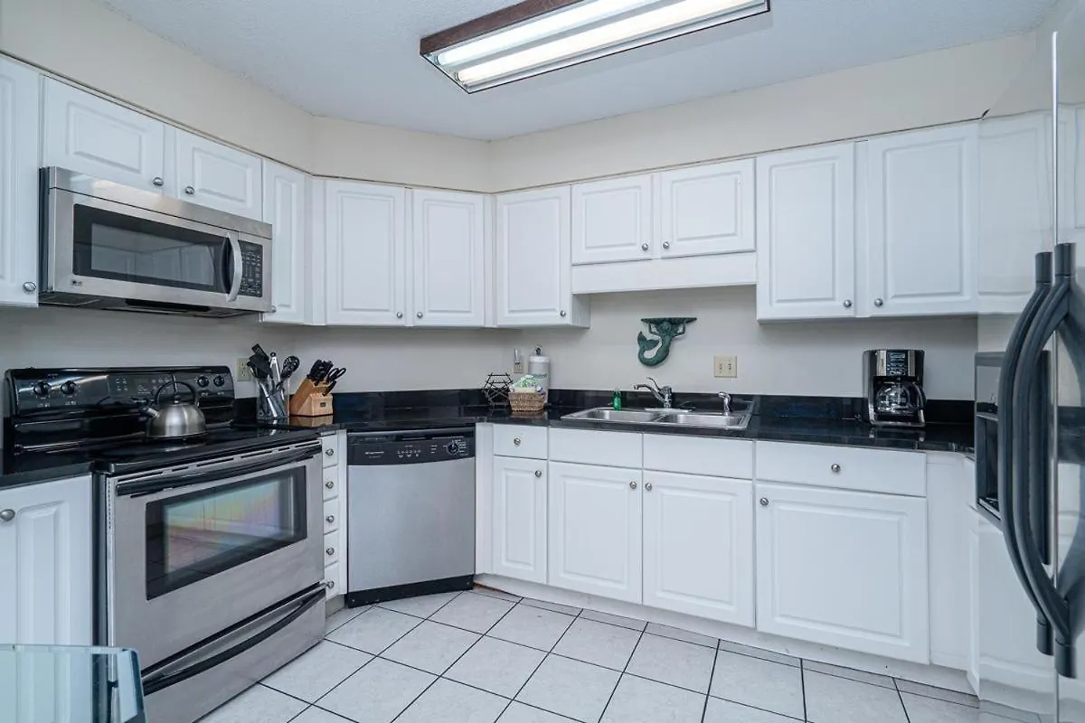 Holiday home 4-8 Shoreline Towers Townhome 8 - Free Setup