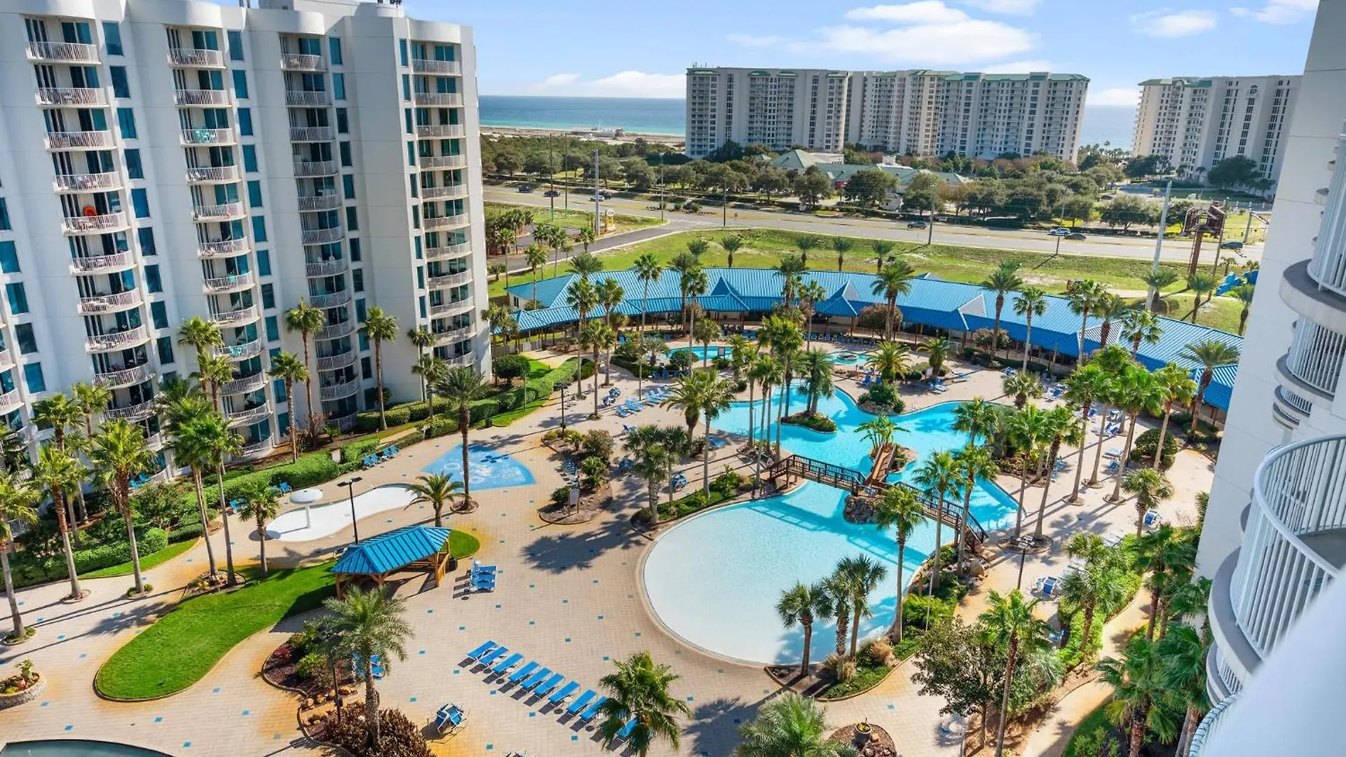Stunning 11th Fl Pool & Gulf View King Across From