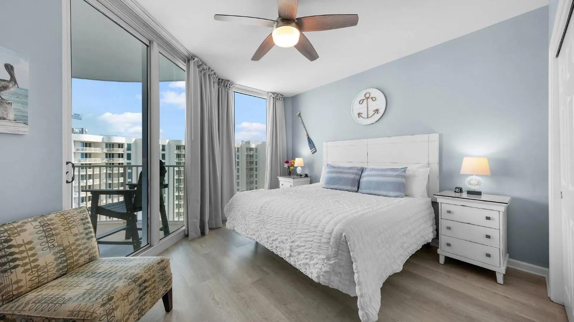 Stunning 11th Fl Pool & Gulf View King Across From Holiday home Destin
