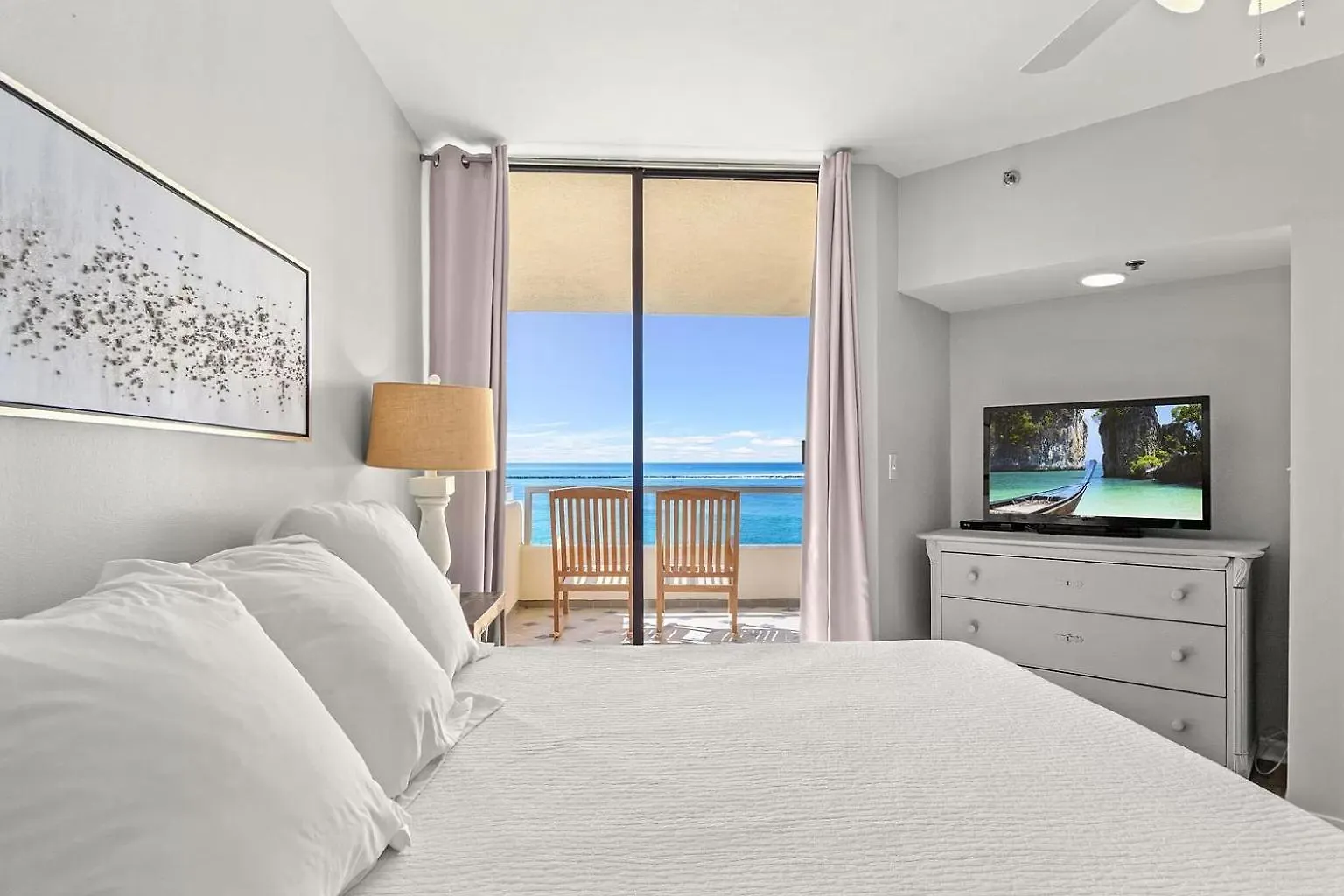 Apartment 100 Gulf Shore Drive, Unit 502 *