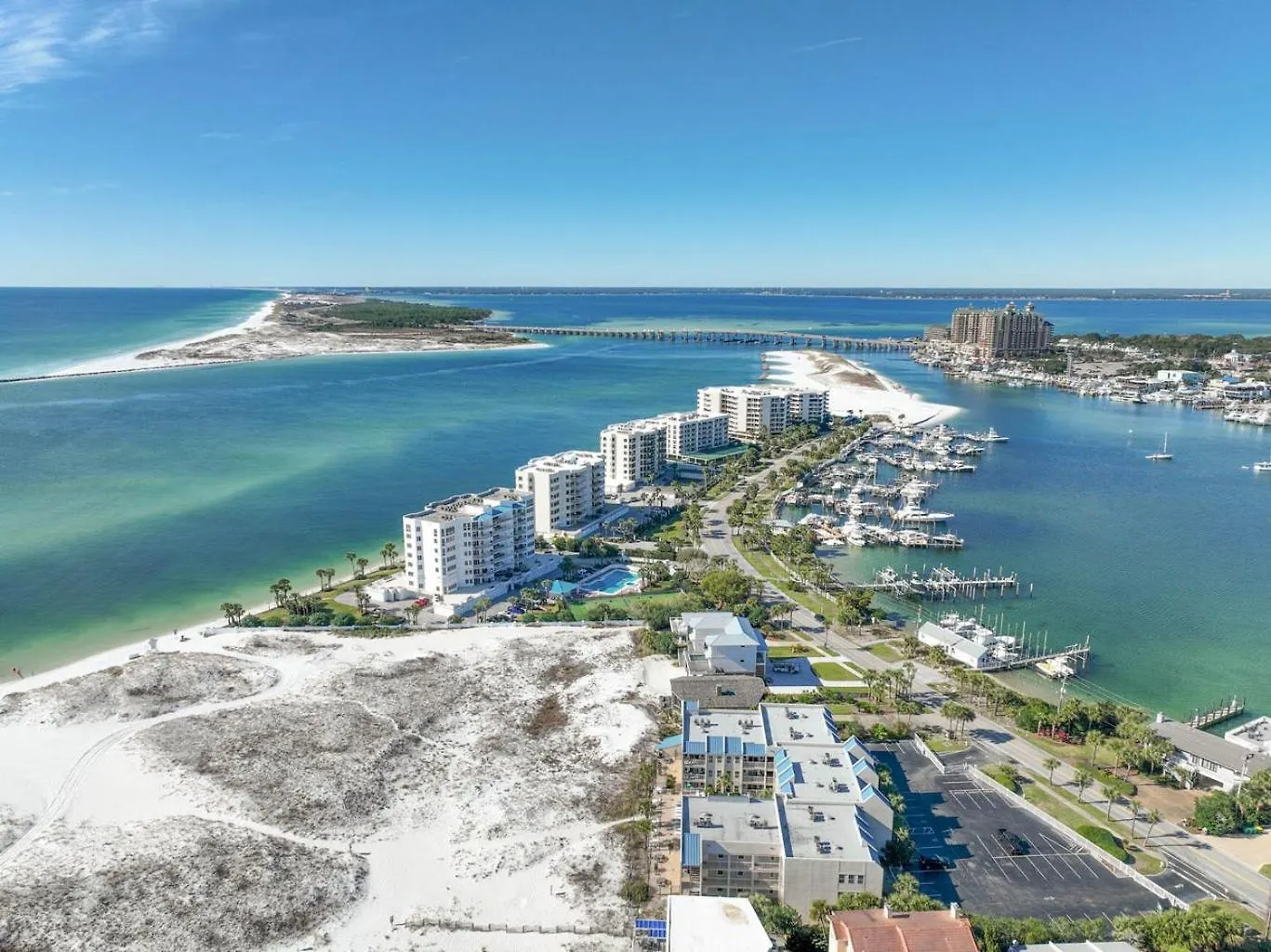 102 Poolside Apartment Destin