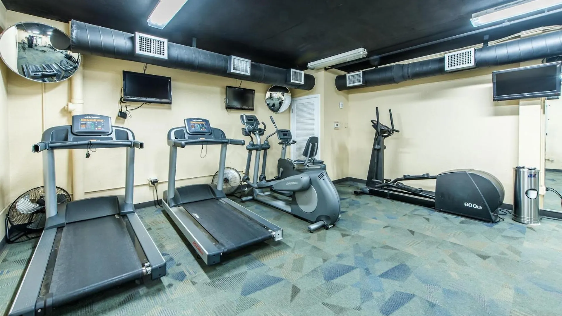 Aparthotel Sterling Shores 215