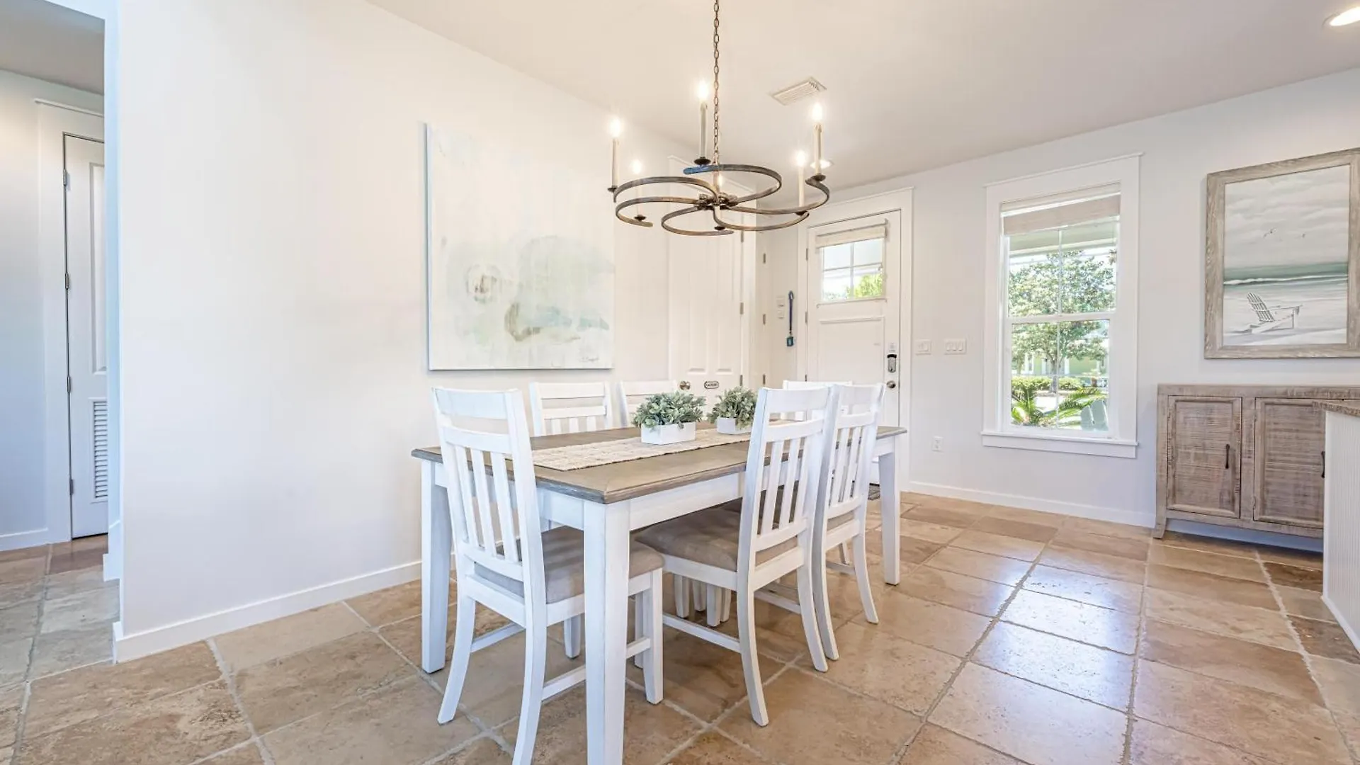 1329 Laurel Grove 