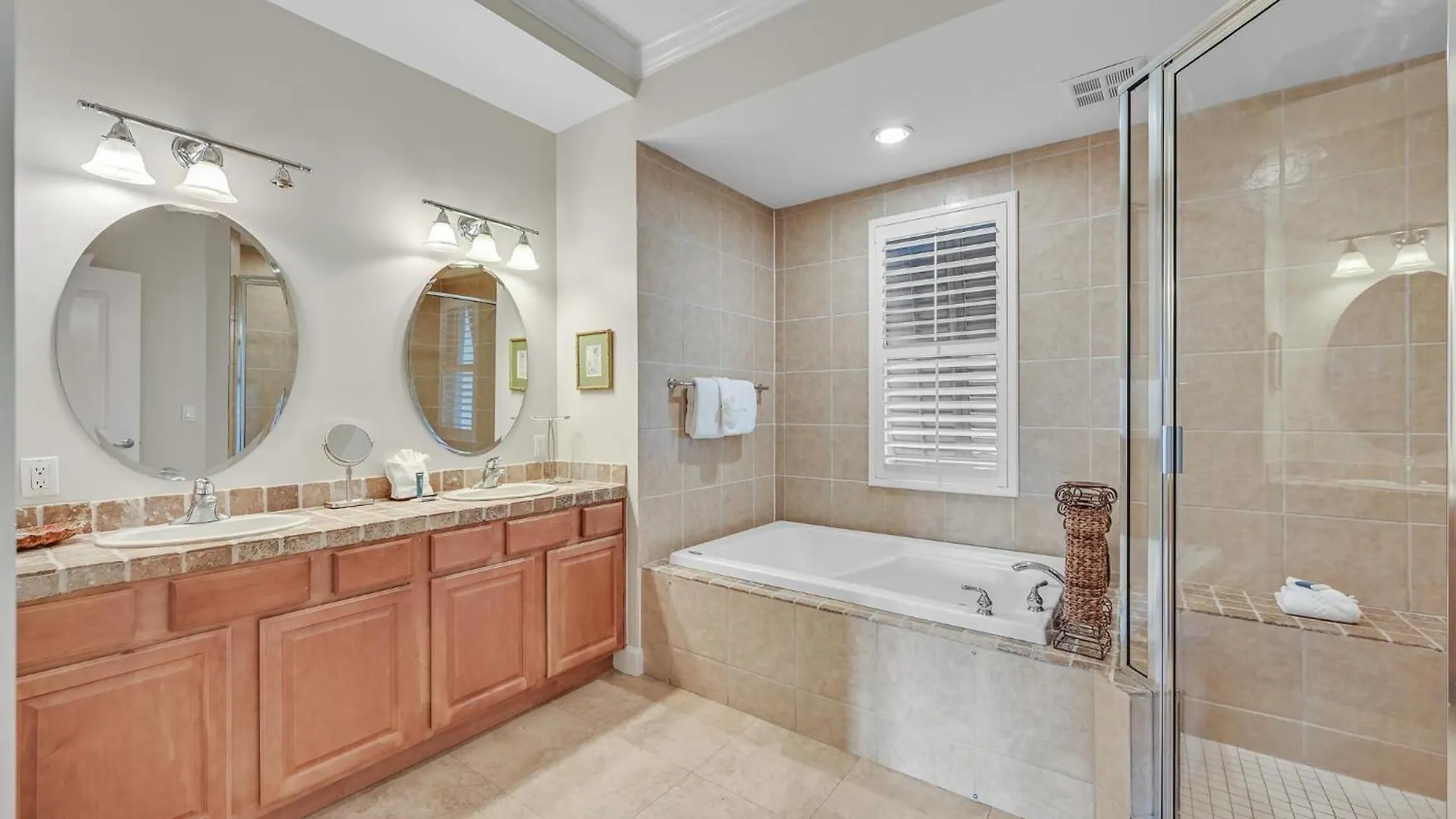 Pine Ridge 5379 'tee By The Sea' Holiday home