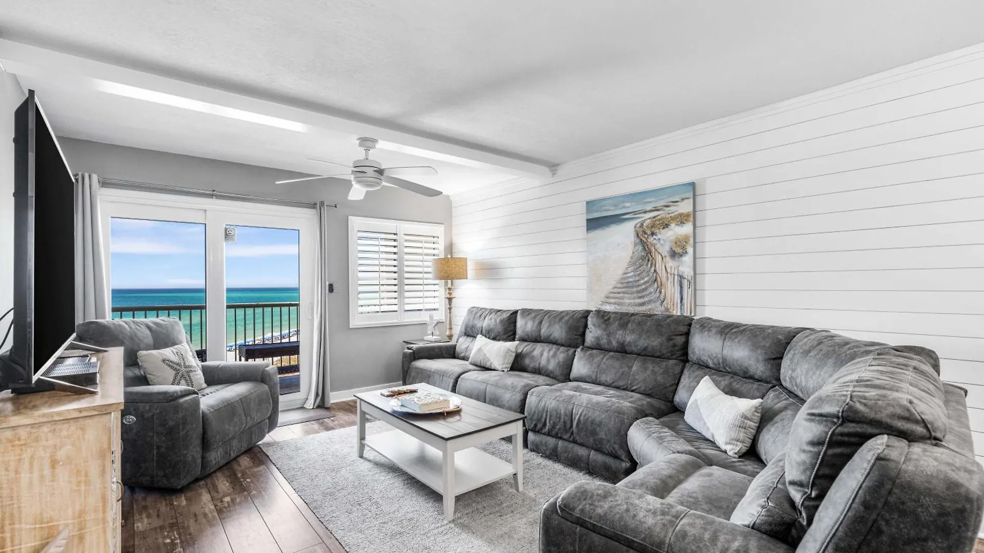 Surf And Racquet Unit 620 * Destin