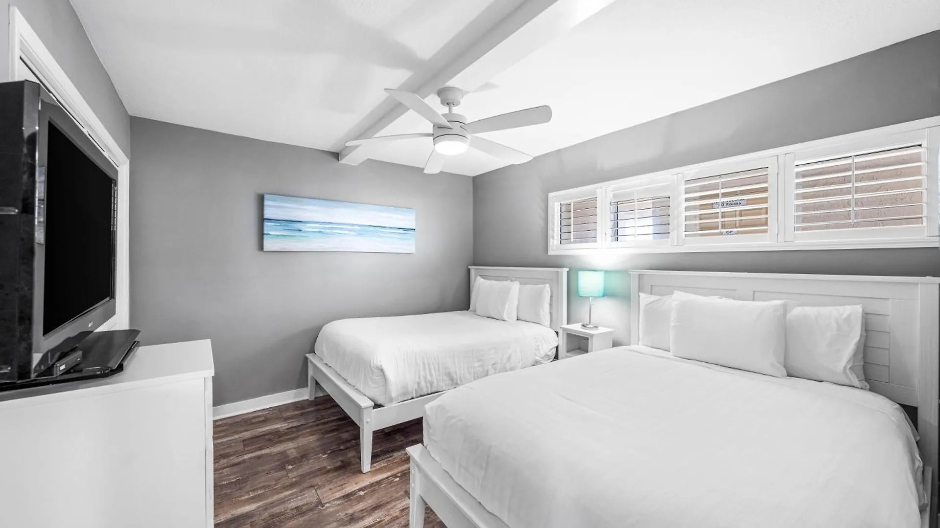 Surf And Racquet Unit 620 * Destin
