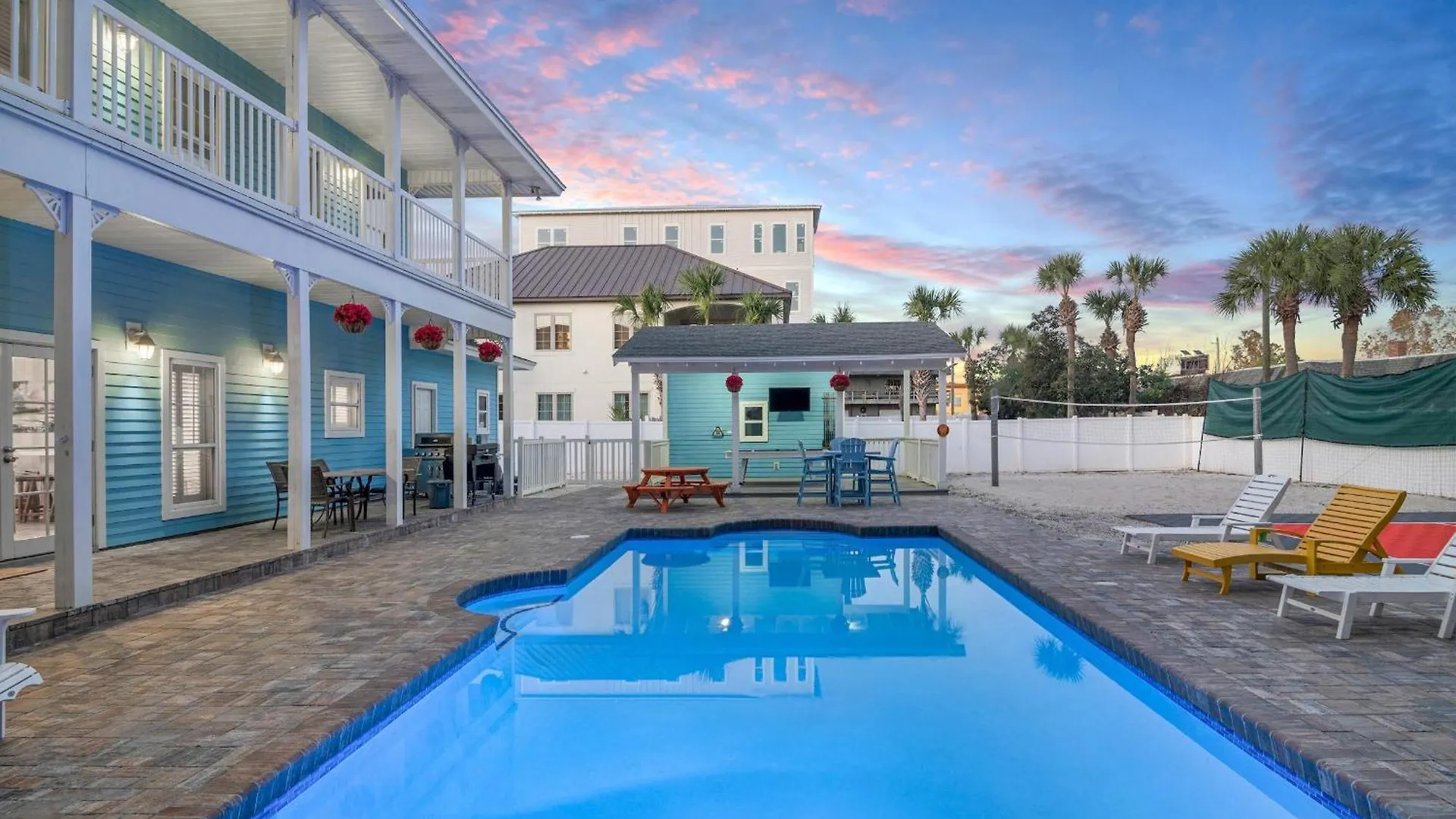 Sapphire By The Sea Holiday home