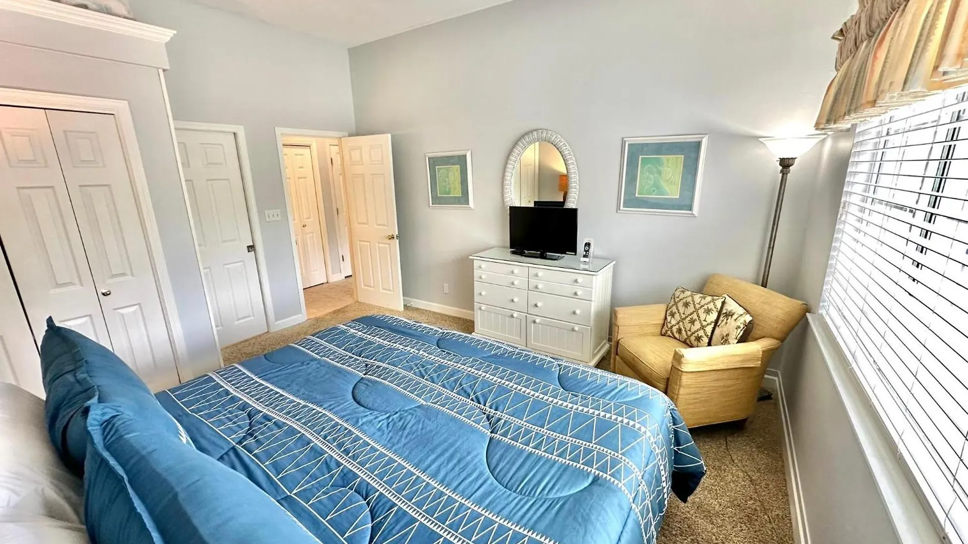 5257 Tivoli By The Sea