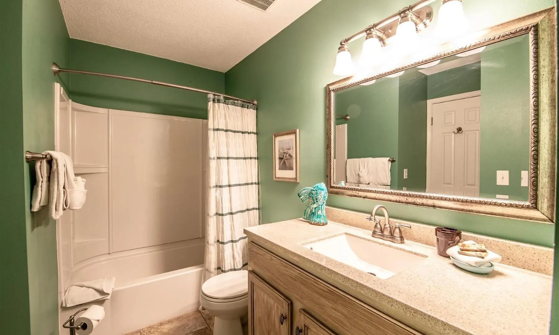 Apartment 9 G, Two Bedroom *