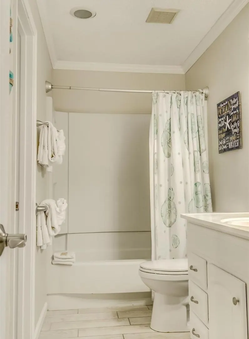 7 A, One Bedroom Apartment