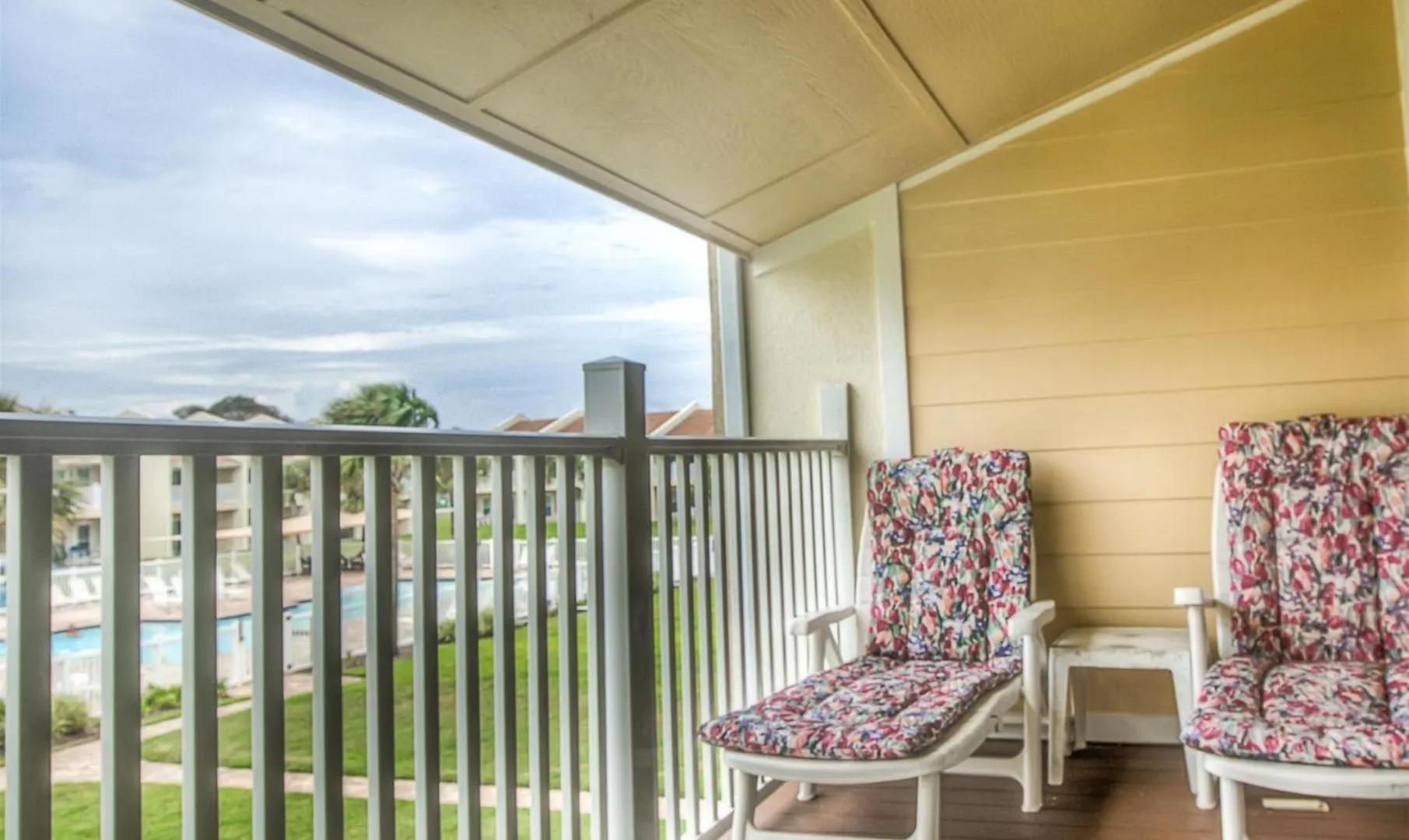 2 C, Three Bedroom Townhome Holiday home Destin