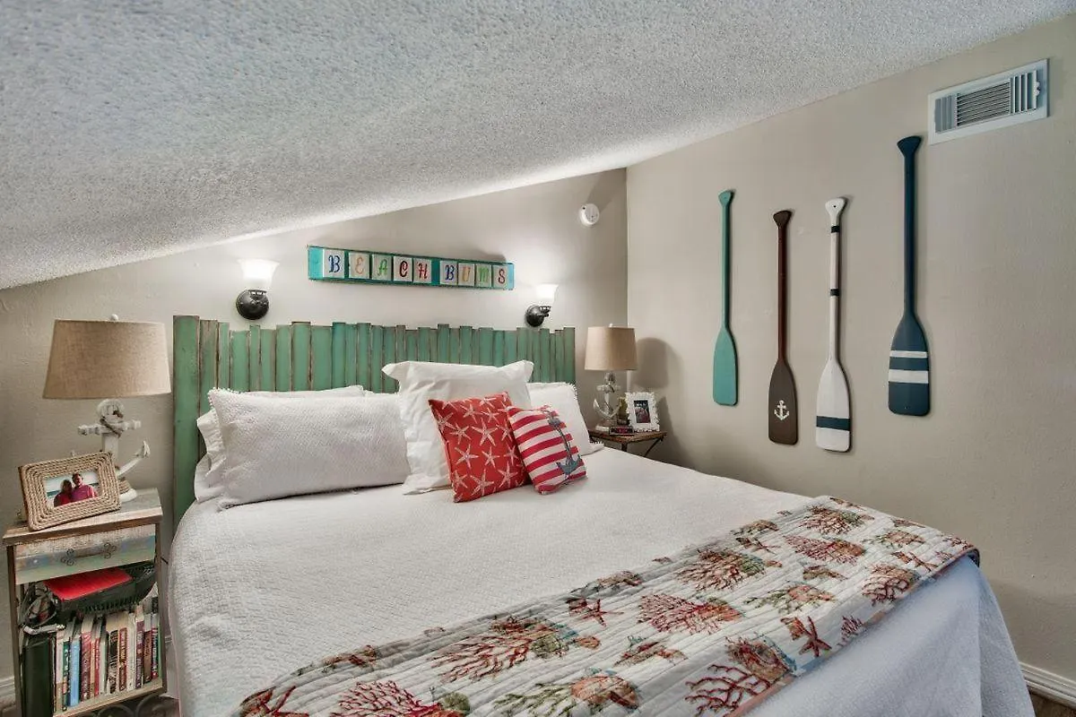 Southern Charm On The Gulf Apartment *