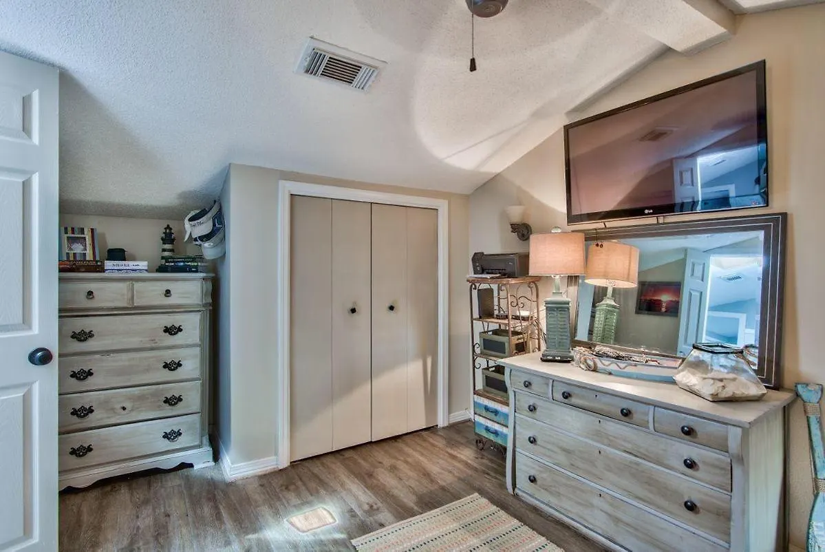 Southern Charm On The Gulf Apartment Destin