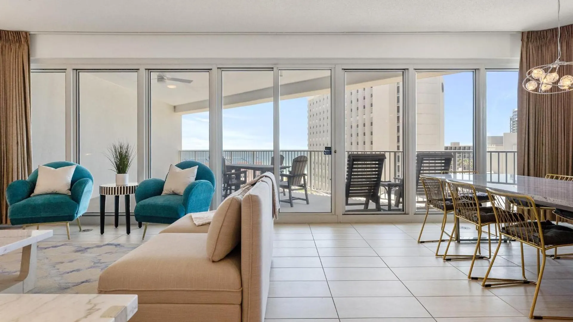 Tides 611 Destin