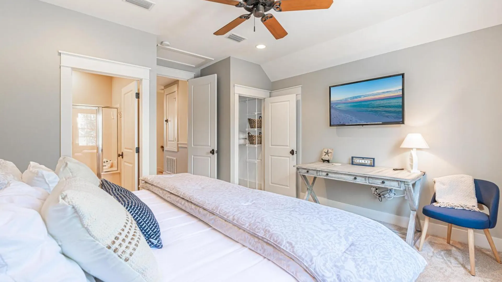 Holiday home Bungalos 2456
