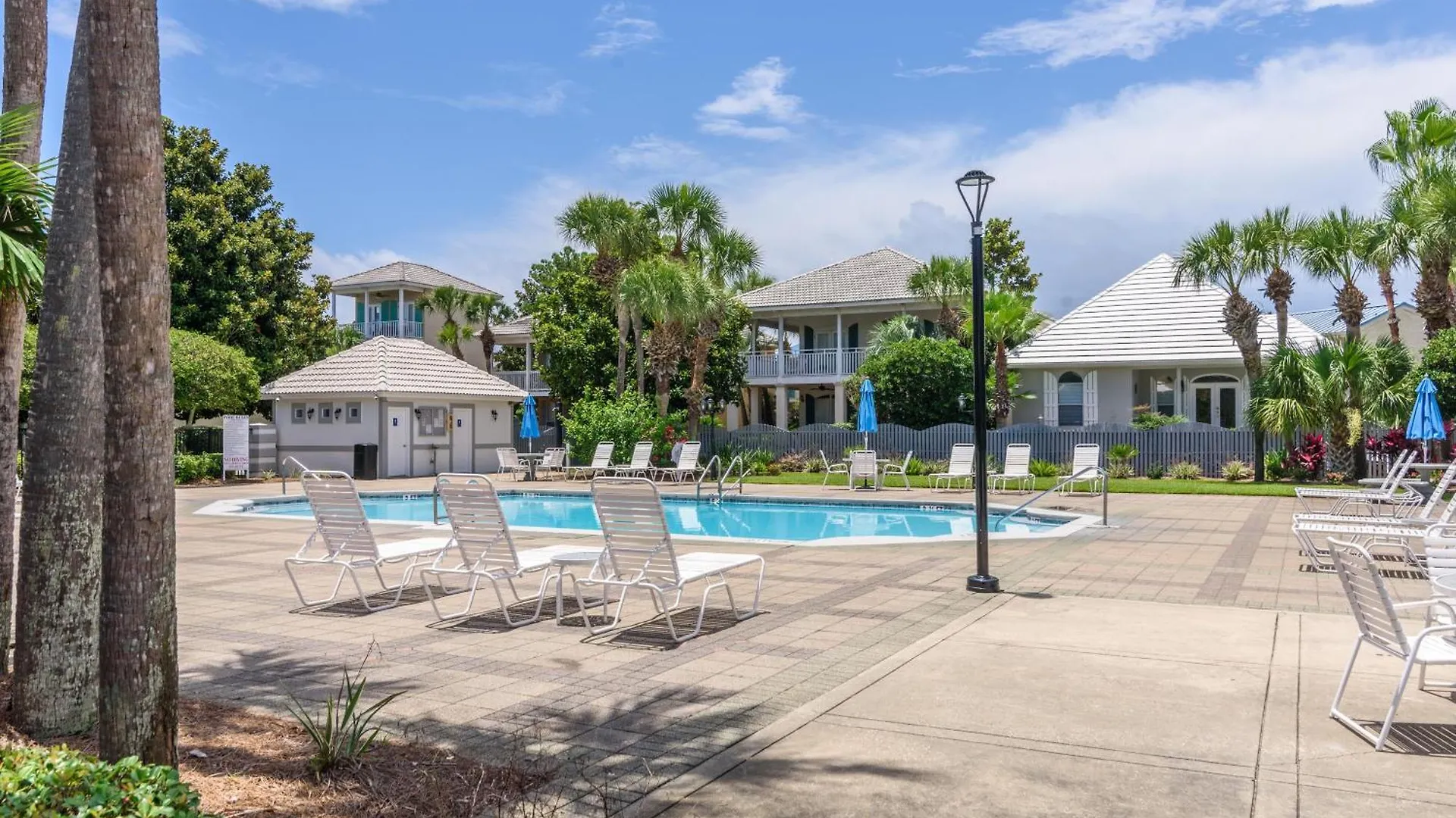 Holiday home Emerald Palace S 10 Black Coral Cove