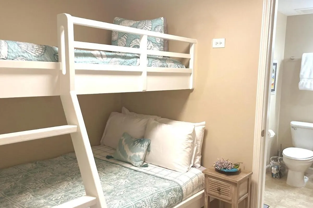 5 Star 2br 2 Bath King Shuttle Pools Across From 2208 Holiday home Destin