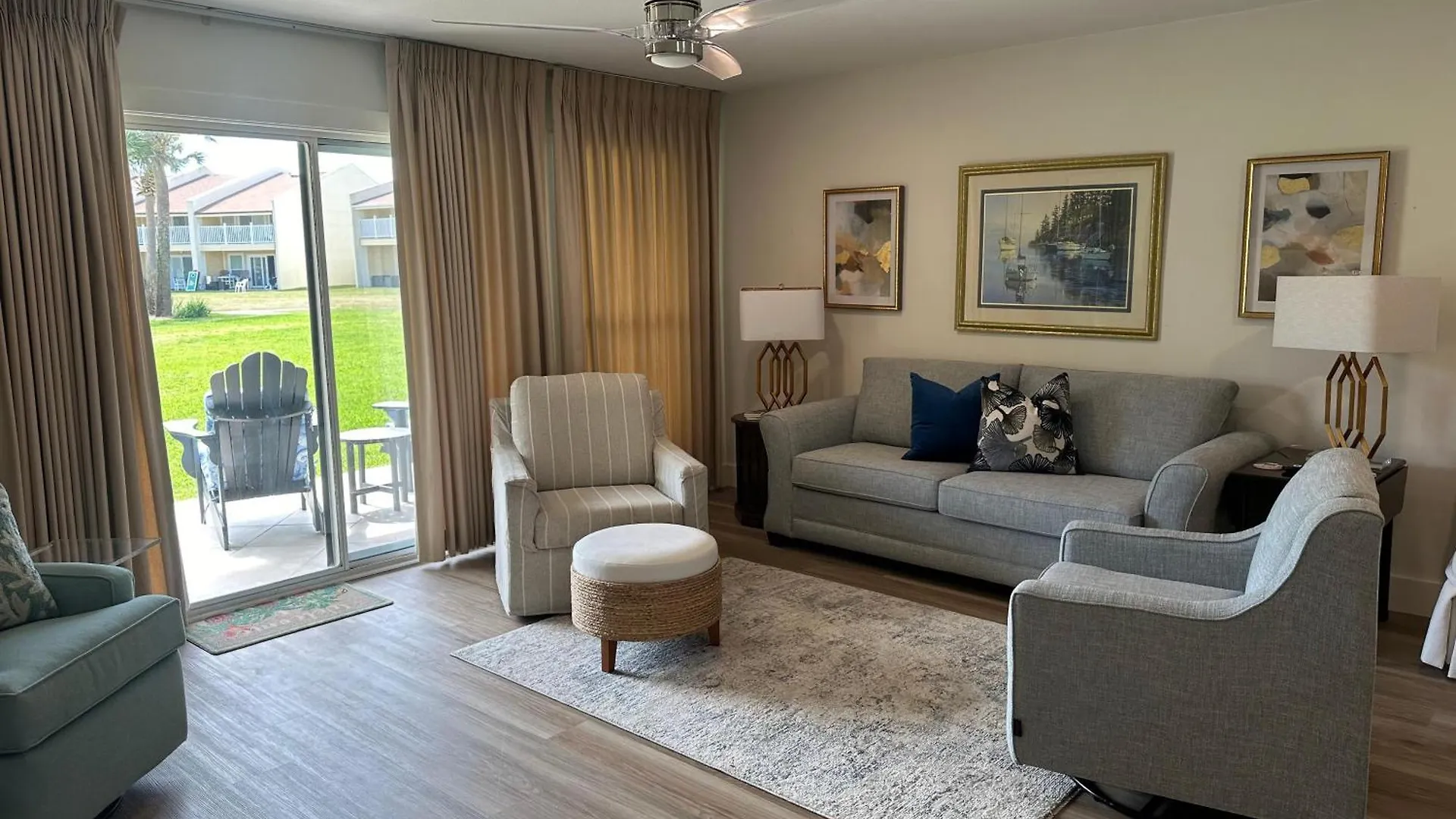 1a Two Bedroom Townhome *