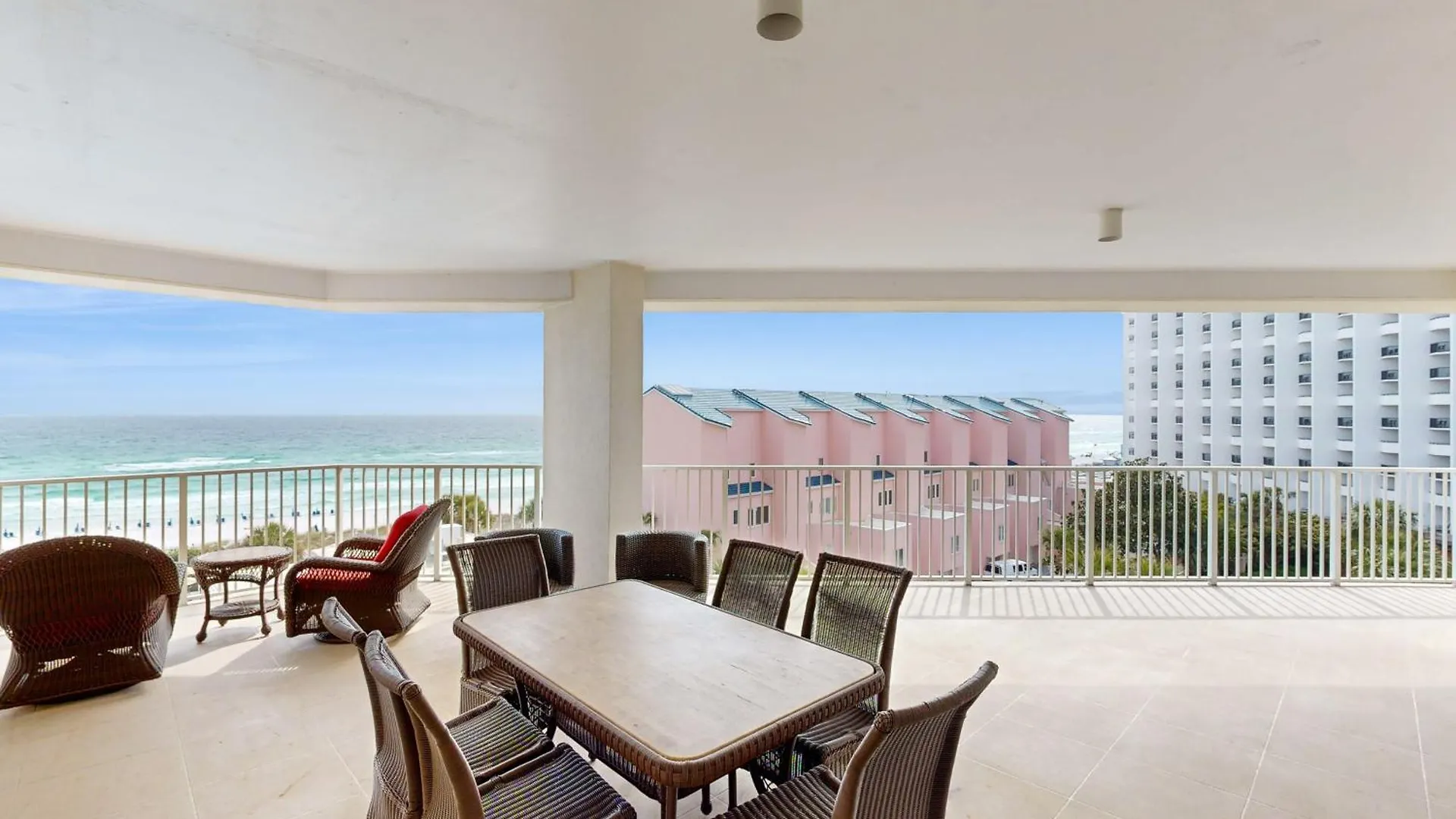 Holiday home Tops'l Tides Vi