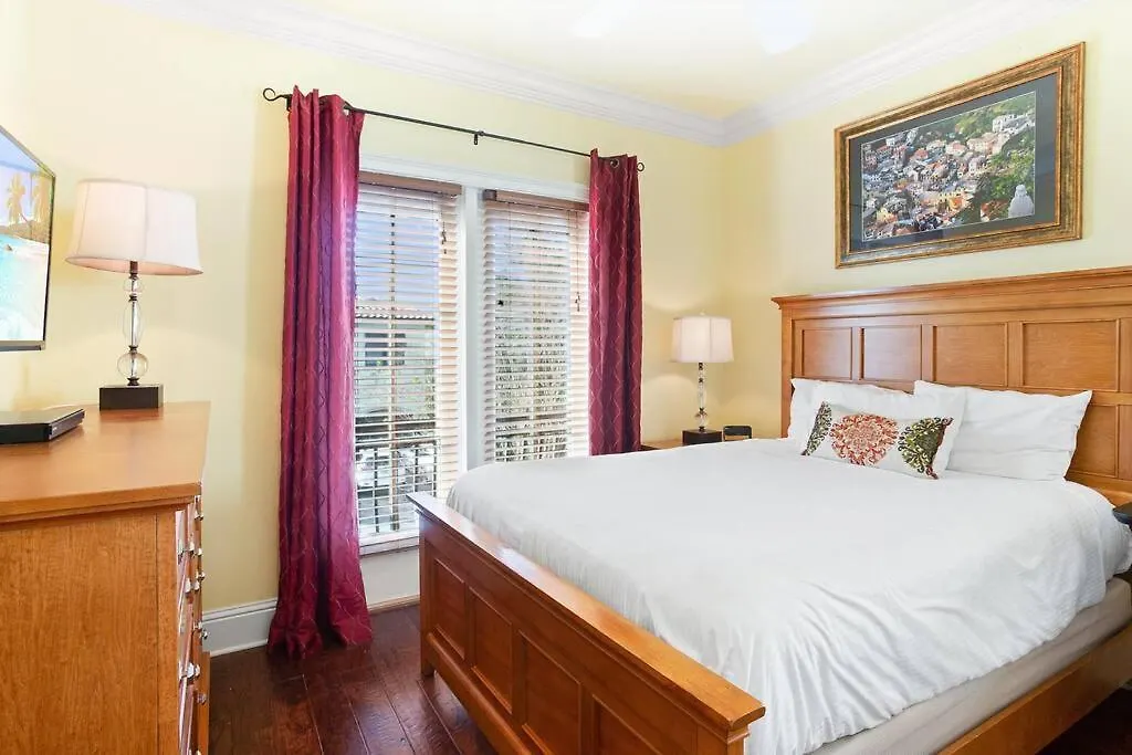 Holiday home 4 Bedroom House On The Golf Course With 2 Golf Carts!