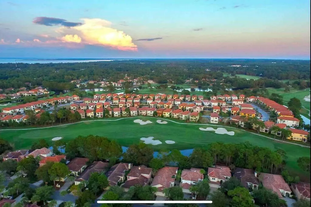 Holiday home 4 Bedroom House On The Golf Course With 2 Golf Carts! *