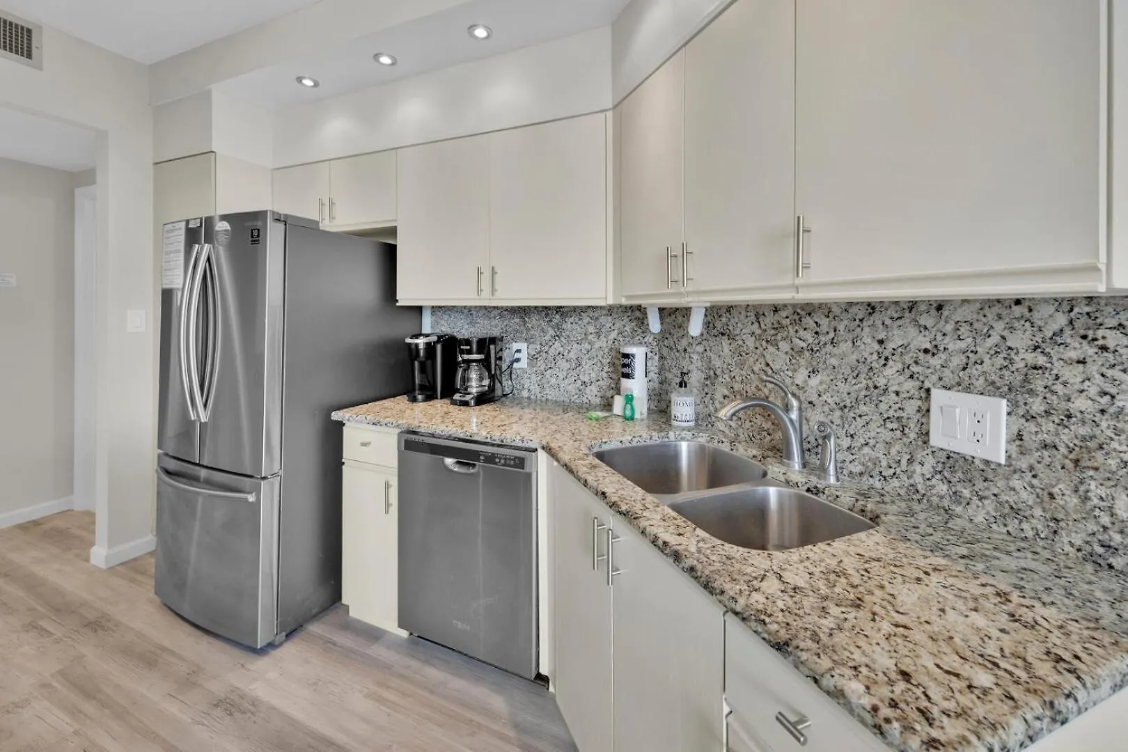 Available For Season! Sunshine In The Sky At Surfside 607 Holiday home *