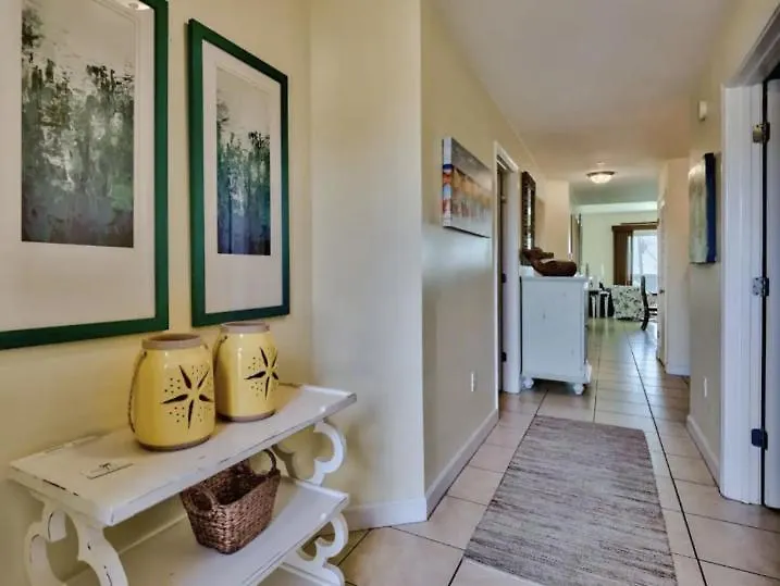 Apartment Bodacious Retreat In Destin