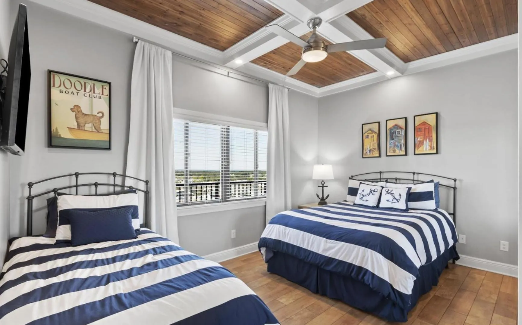 Available For Season! Amazing Gulf-front At Emerald Towers Destin