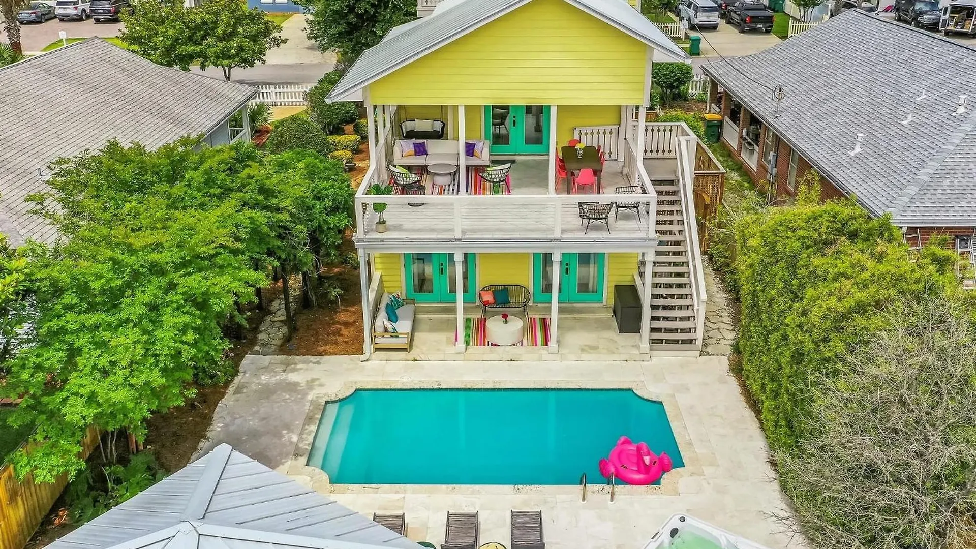 Holiday home Woodward Way Luxe Near W Pool Hot Tub Stocked Kitchen