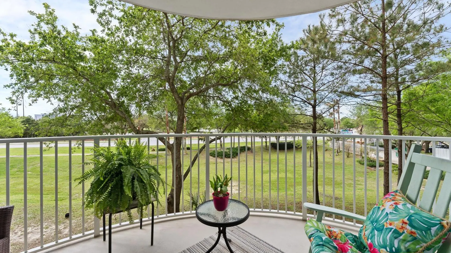 Holiday home 5 Star 2br 2 Bath King Shuttle Pools Across From 2208 *